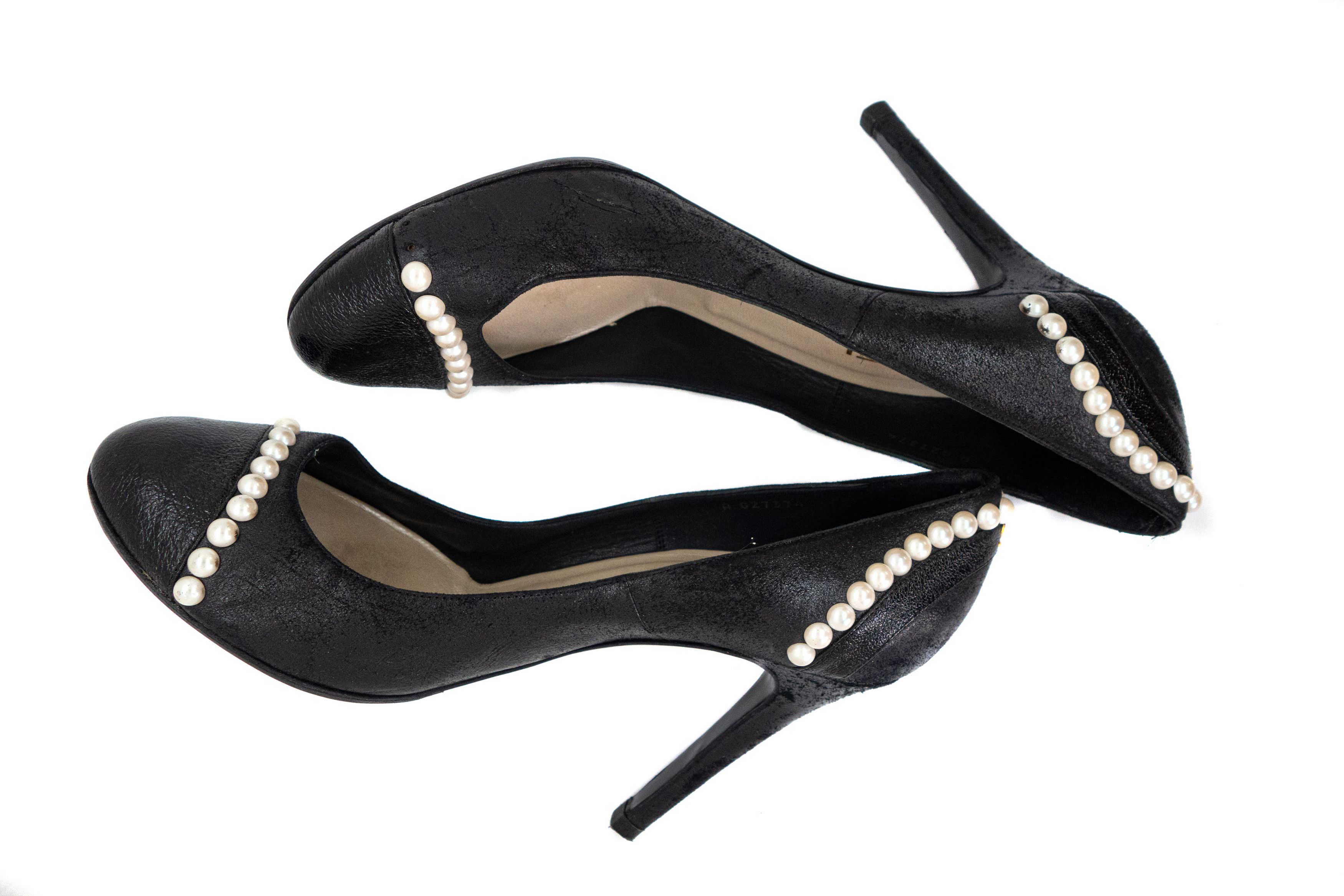 Chanel CC Logo Pearl Leather Heels Size US 11.5 / IT 41.5 - 5 Thumbnail