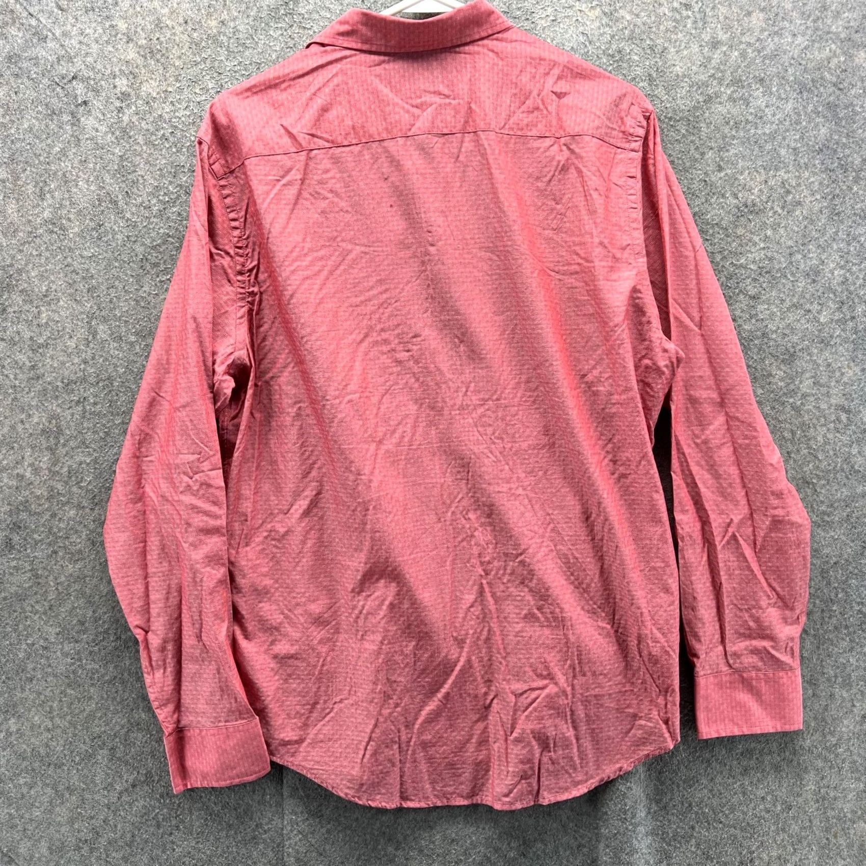 Banana Republic VINTAGE Banana Republic Shirt Mens Medium Red Soft Wash Slim Fit Button Front Casual Size US M / EU 48-50 / 2 - 2 Thumbnail