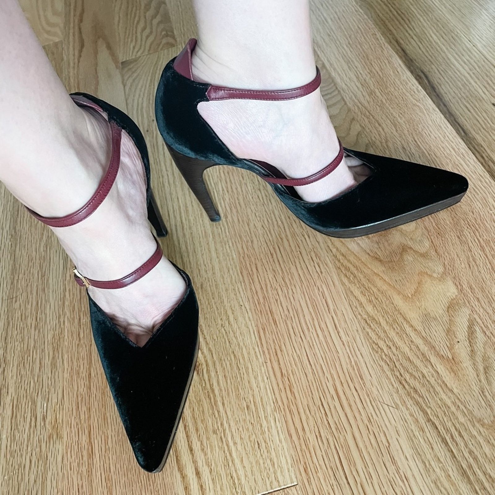 Chanel Chanel Vintage Point Toe Velvet & Wood High Heels 38/US 7 Size US 8 / IT 38 - 11 Thumbnail