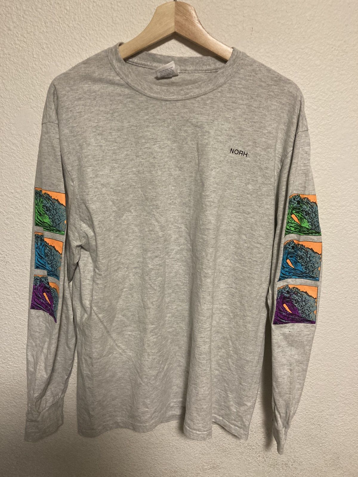 Noah Noah NYC Grey Waves Long Sleeve T-Shirt Size US L / EU 52-54 / 3 - 1 Thumbnail