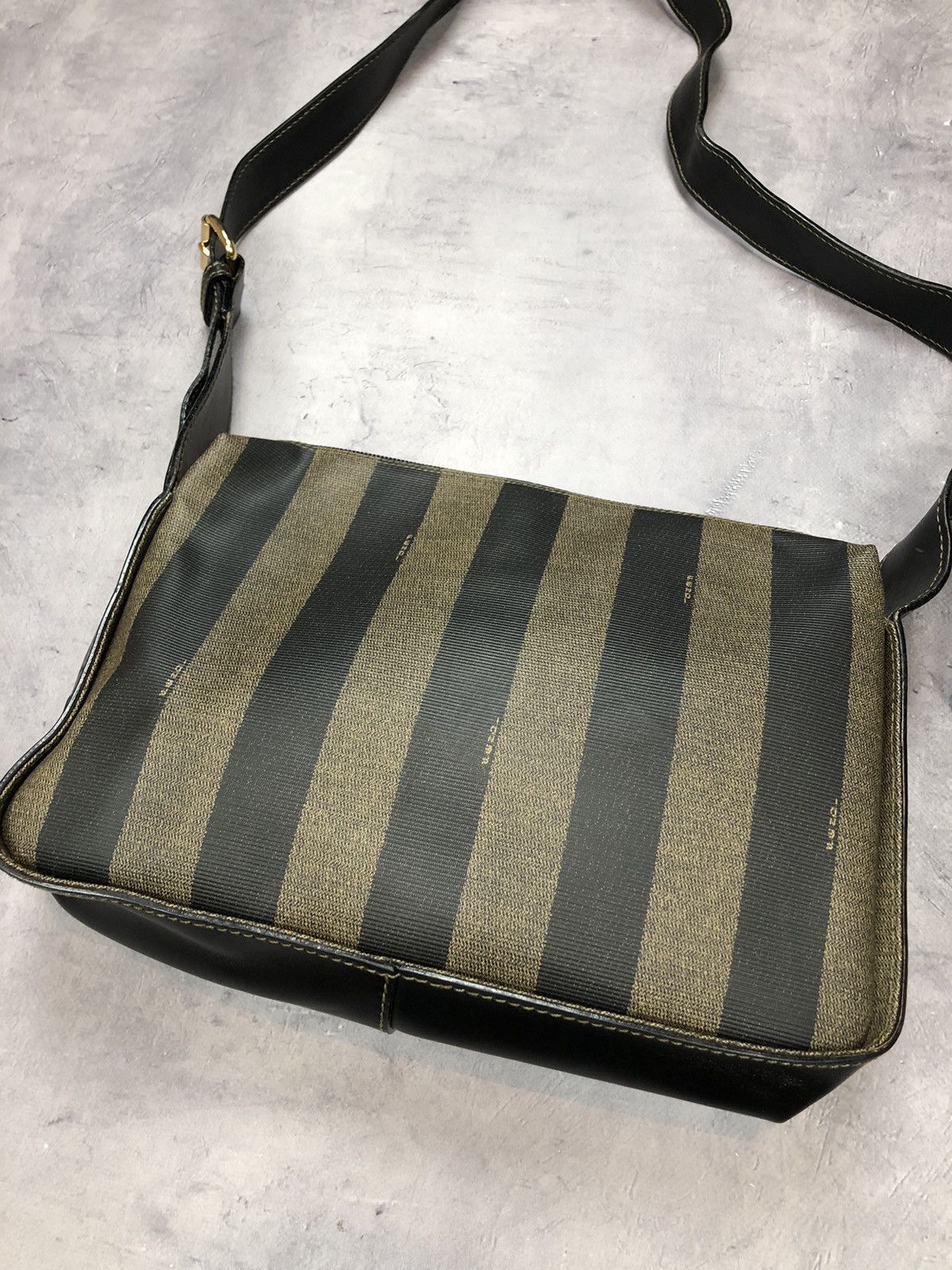 Fendi Fendi Vintage Pequin Stripe Crossbody Bag Brown Size ONE SIZE - 17 Thumbnail