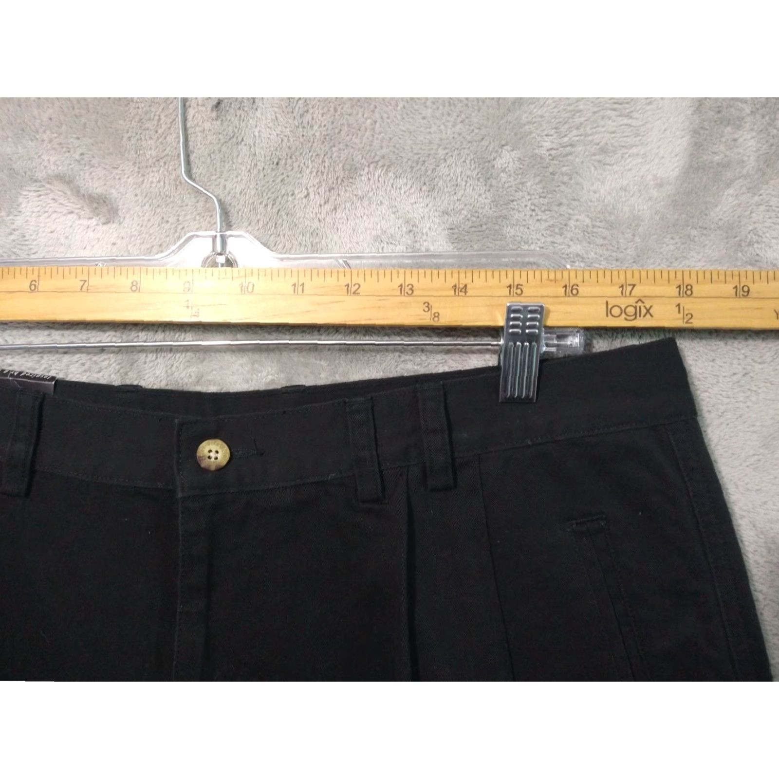 Vintage Greg Norman Shorts Mens 38 Black Golf Chino Pleated High Rise Cotton Casual Shirts? Size US 38 / EU 54 - 3 Thumbnail