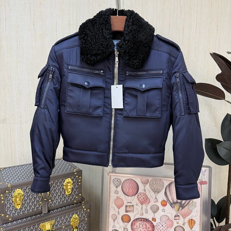 Prada Prada Fur Collar Bomber Jacket Size 38 Size XS / US 0-2 / IT 36-38 - 1 Thumbnail