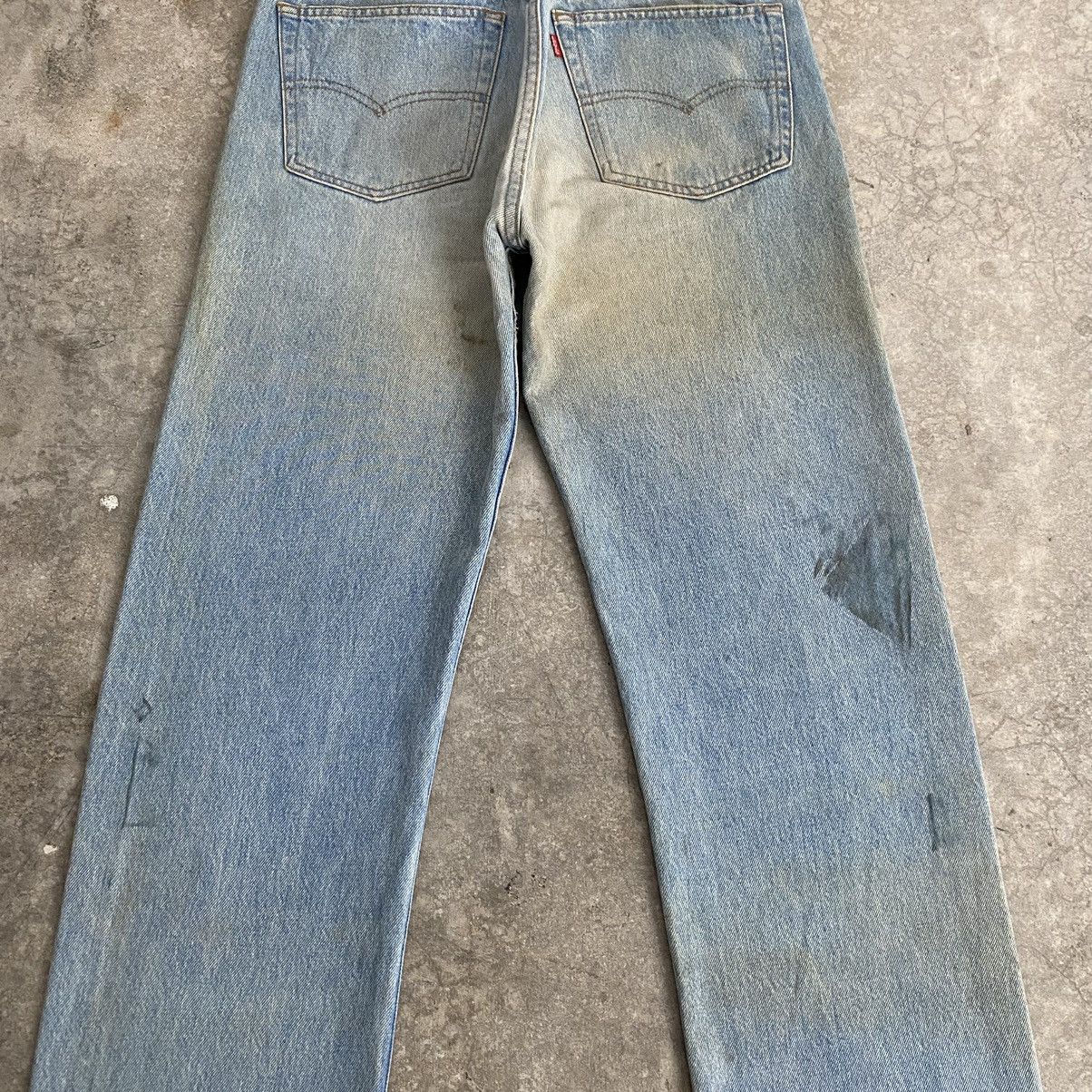 Levi's Size 30x32 Vintage 1991 Levis 501 Light Blue Dirty Jeans Size US 30 / EU 46 - 15 Thumbnail