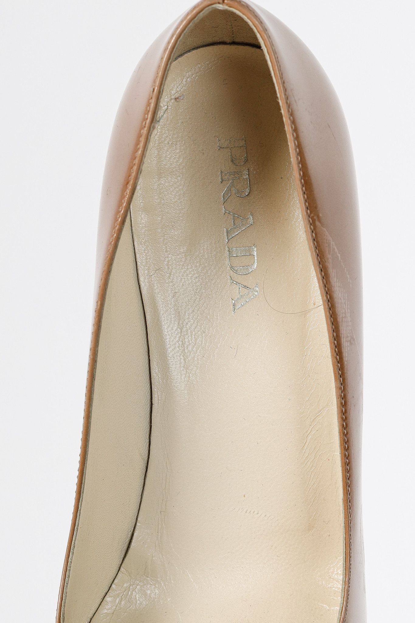 Prada Prada Light Brown Buffed Patent Leather Pointed-Toe Pumps Size US 5 / IT 35 - 9 Thumbnail