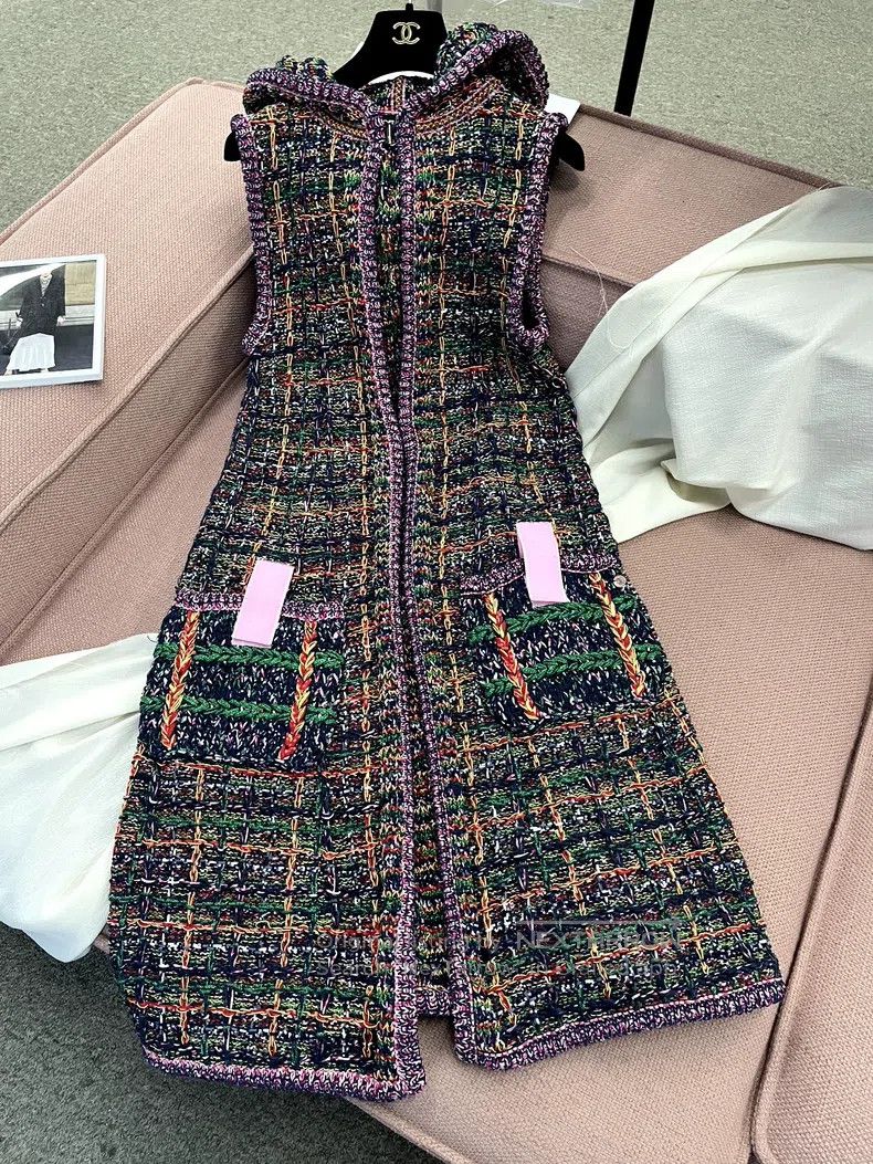 Chanel Chanel Data Centre Series Colourful Woven Hooded Vest Jack Size XXS / US 00 / IT 34 - 1 Thumbnail