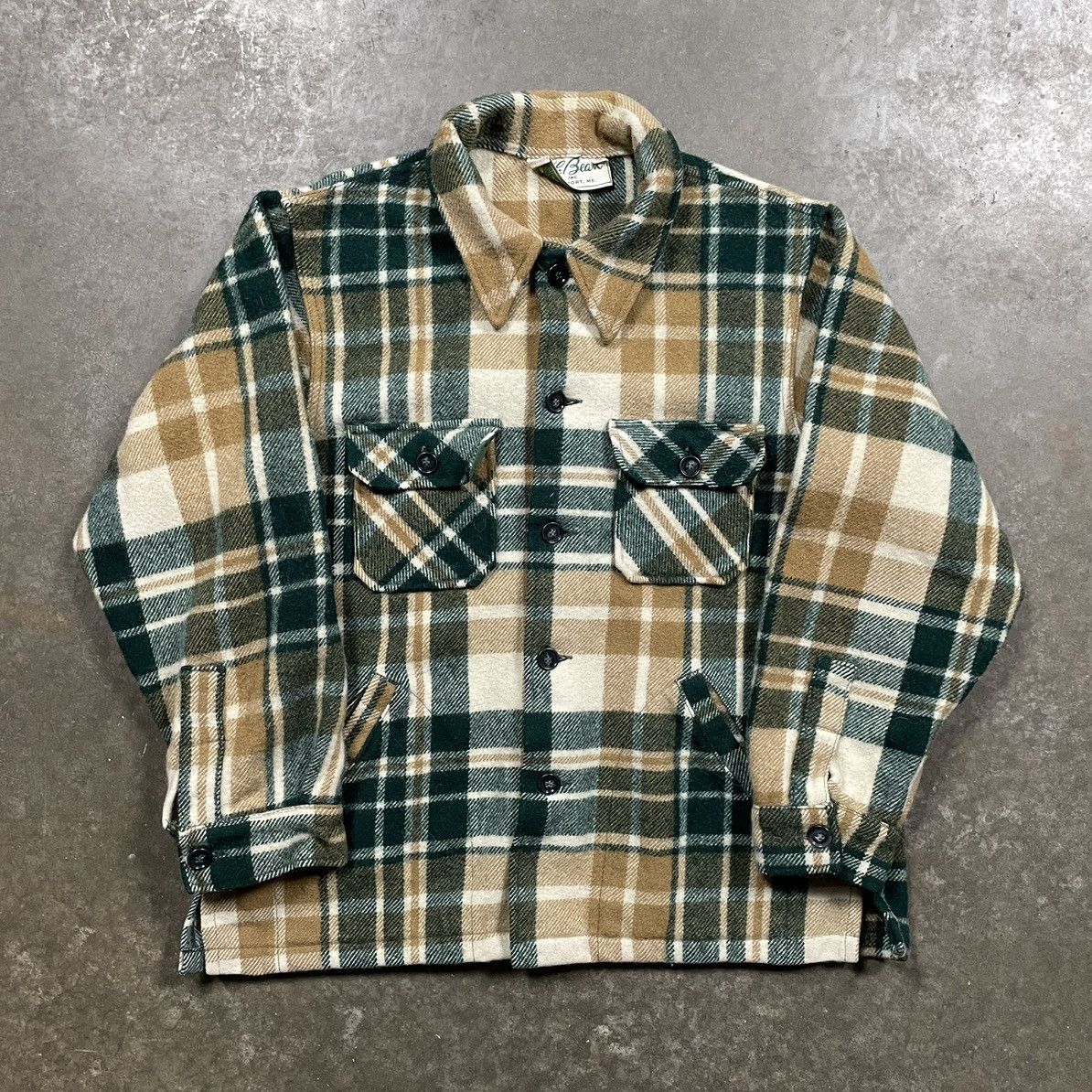 L.L. Bean × Vintage Vintage L.L. Bean Buffalo Plaid Wool Mackinaw Shirt Jacket Size US XL / EU 56 / 4 - 1 Thumbnail