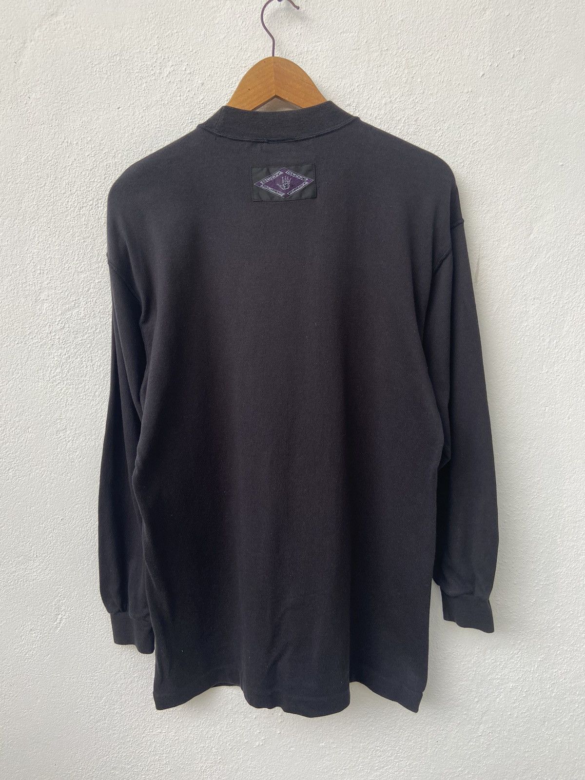 Body Glove 🔥 Vtg 80s Body Glove t shirt long sleeve surf design Size US L / EU 52-54 / 3 - 10 Thumbnail