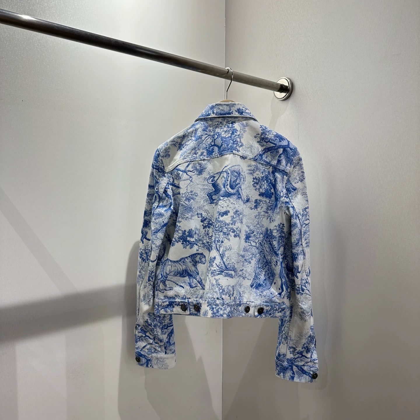 Christian Dior Monsieur CD apr715 all-over zoo print denim jacket women's 36 cotton Size XS / US 0-2 / IT 36-38 - 2 Thumbnail