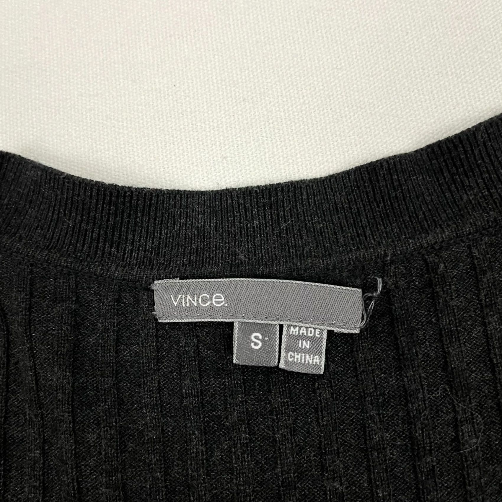 Vince Vince Cardigan Sweater Women S Slim Fitted Gray Ribbed Cashmere Blend Minimalist Cardigan S Gray Womens Silk-Lead? Size S / US 4 / IT 40 - 2 Thumbnail