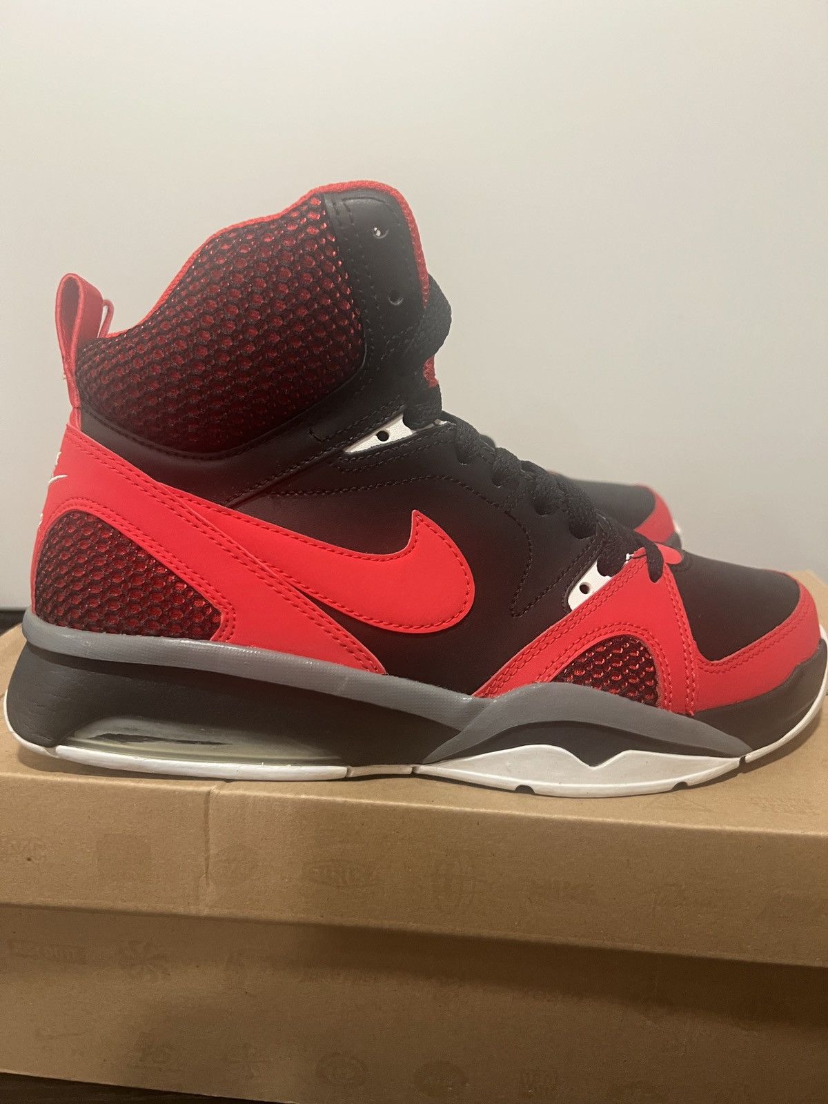 Nike SIZE 7.5 MEN - Nike Air Ultra Force Size US 7.5 / EU 40-41 - 4 Thumbnail