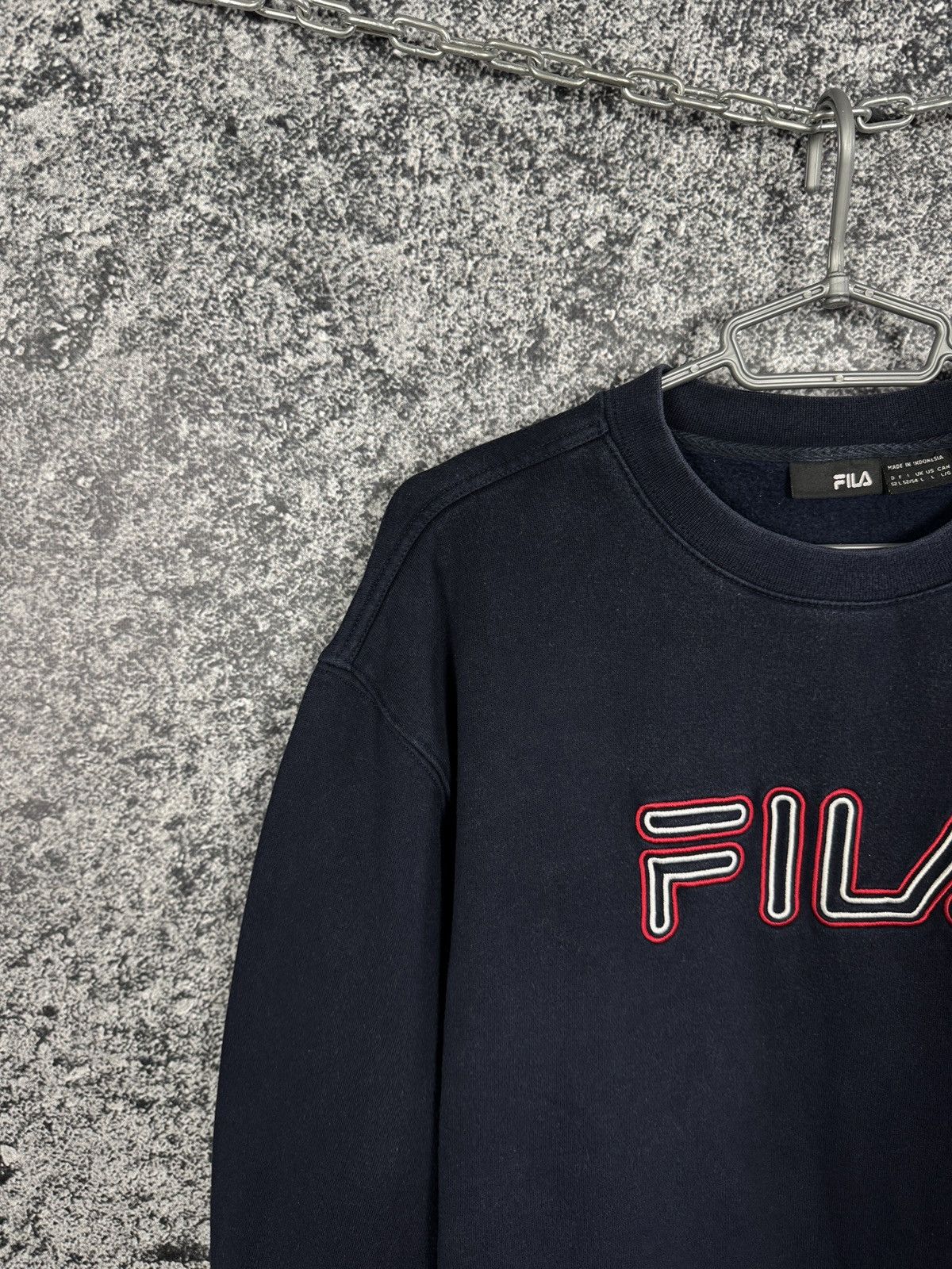 Fila Fila Vintage Crewneck Sweatshirt Big Embroidered Logo Size L Size US L / EU 52-54 / 3 - 3 Thumbnail