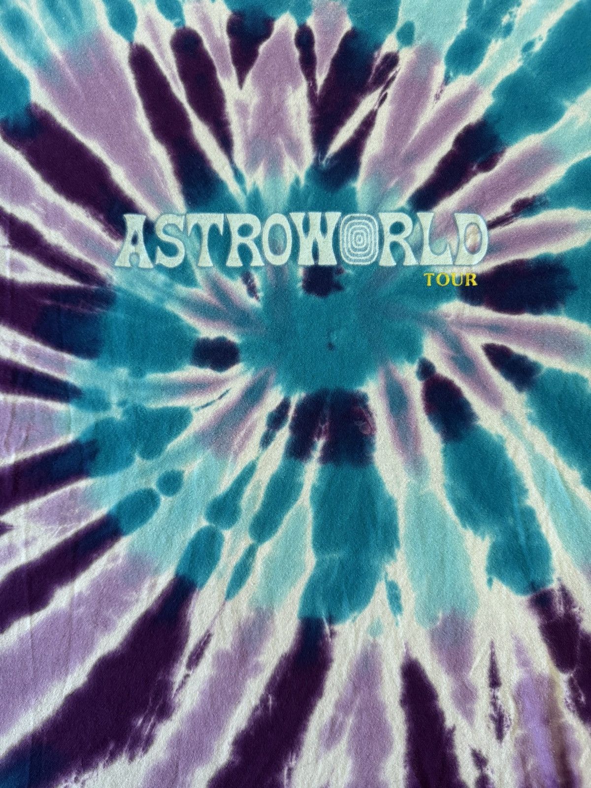 Travis Scott Travis Scott ASTROWORLD Tour Tie Dye Size US XL / EU 56 / 4 - 2 Thumbnail