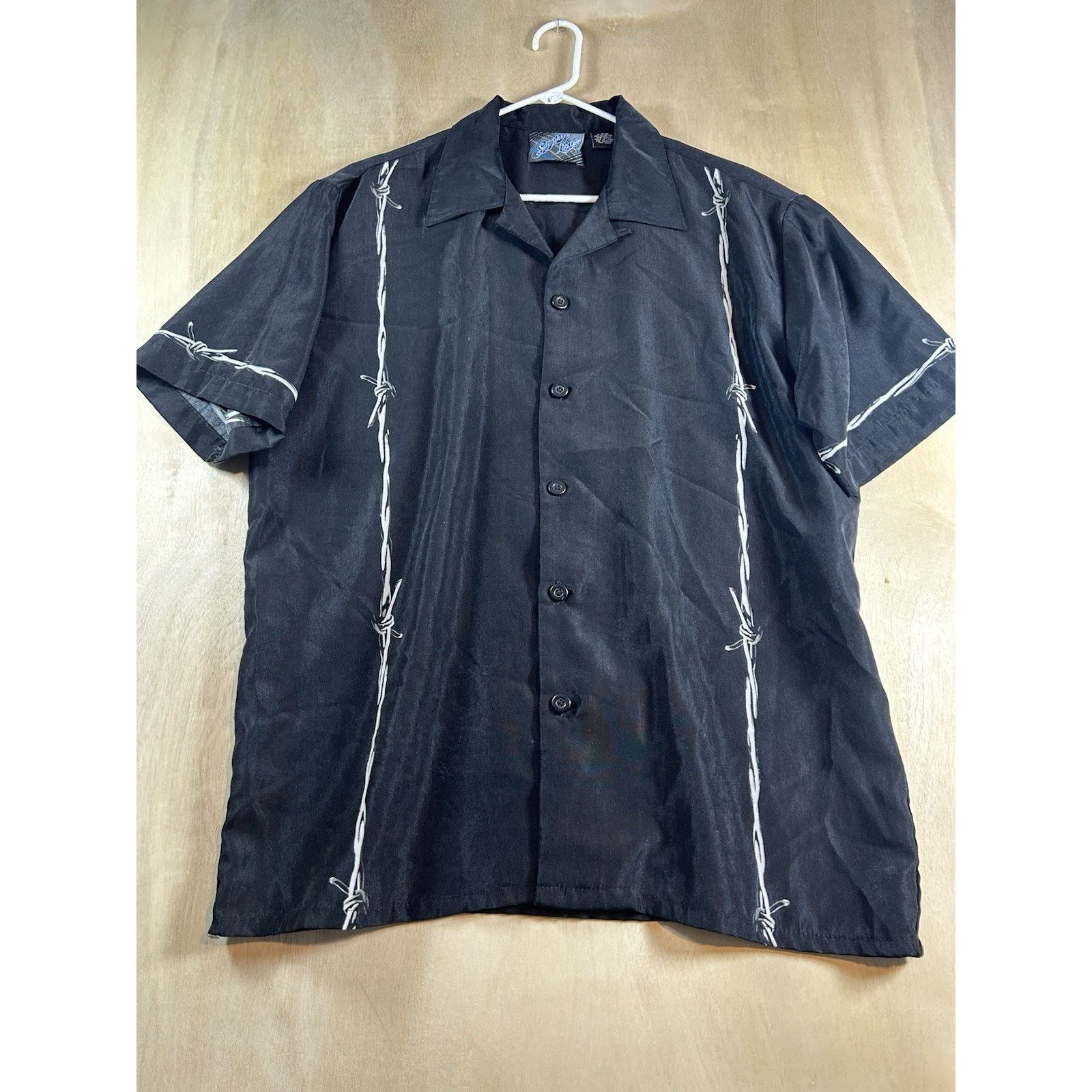 American Apparel SAPPHIRE LOUNGE Y2K BARBED WIRE Print Men Casual Shirt sz M Size US M / EU 48-50 / 2 - 1 Thumbnail