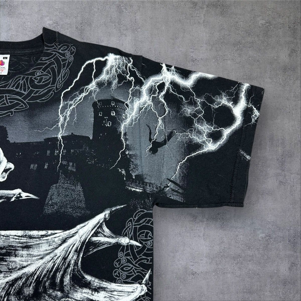 Fruit Of The Loom × Vintage Vintage Graphic Dragon Fantasy Gothic Print Barbarian Battle Size US L / EU 52-54 / 3 - 6 Thumbnail