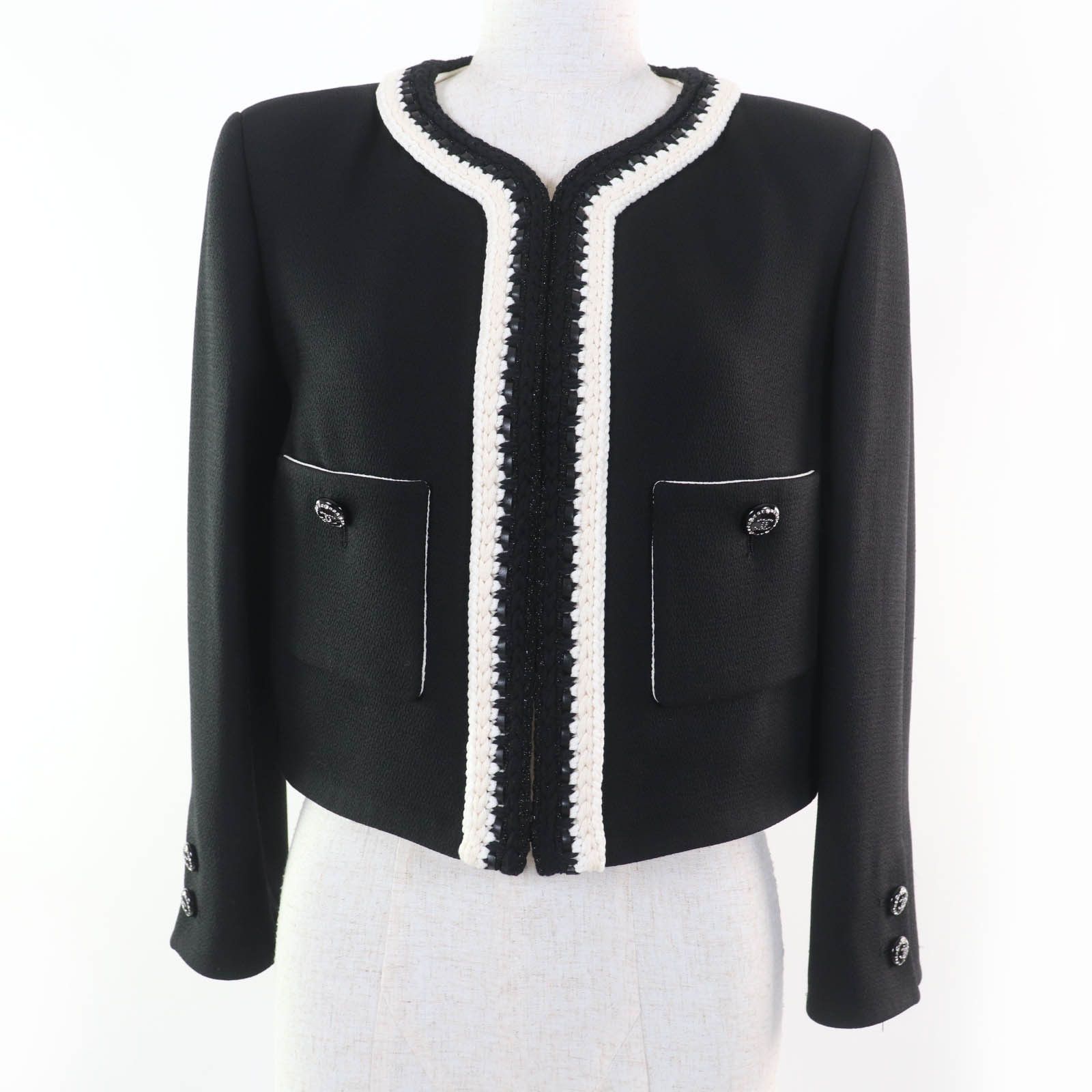 Chanel Chanel Chanel COCO Mark Button Silk Jacket Others Outerwear P71865V63363 Size ONE SIZE - 1 Thumbnail
