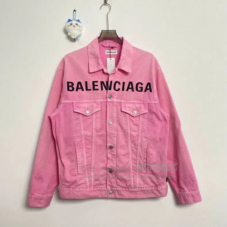 Balenciaga Balenciaga Pink Logo Denim Jacket. Size US S / EU 44-46 / 1 - 1 Thumbnail