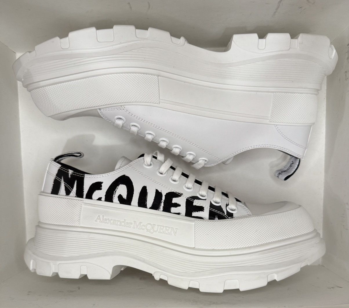 スニーカー Alexander Mcqueen Tread Slick Graffiti Alexander McQueen Graffiti Tread Slick Lace Up Shoes 'Black