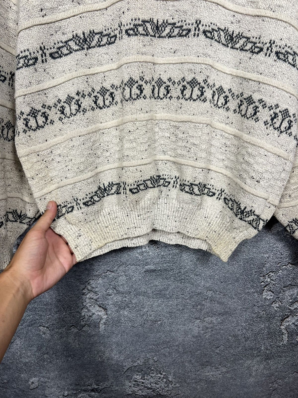 Yves Saint Laurent Vintage Yves Saint Laurent Textured Oversized Sweater Size US M / EU 48-50 / 2 - 5 Thumbnail