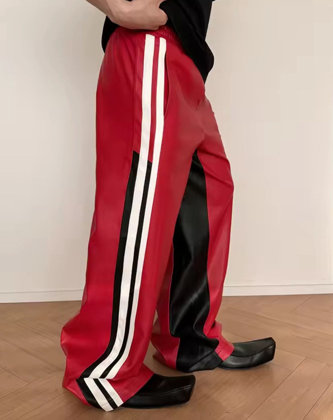 Japanese Brand Red PU Leather Wide-Leg Pants with Stripes Size US 33 - 4 Thumbnail