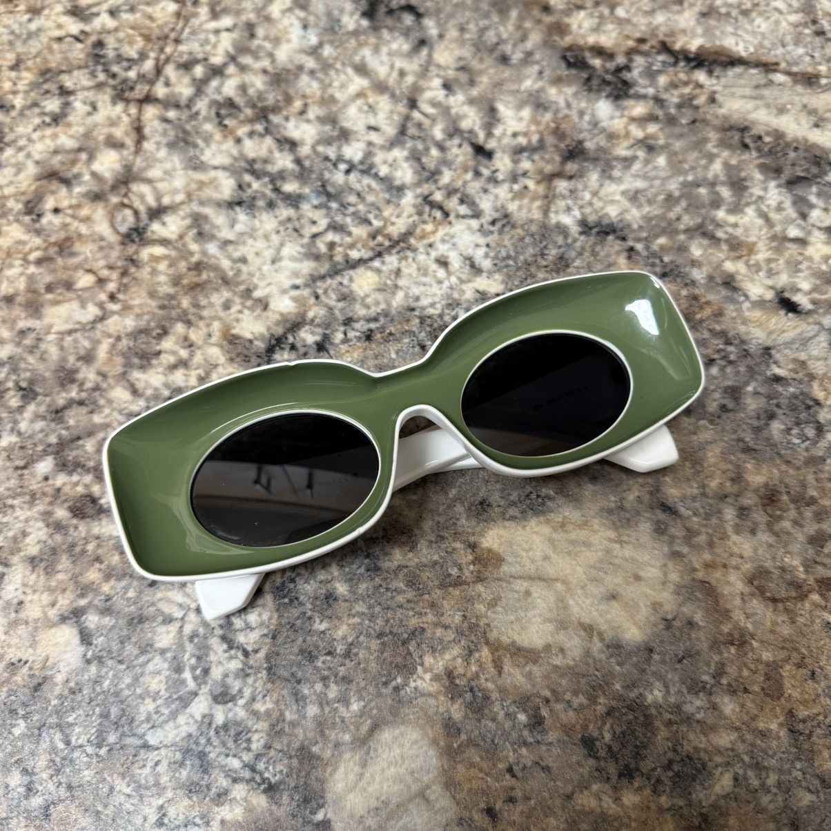Loewe LOEWE PAULA'S IBIZA WHITE OLIVE/GREY LENS SUNGLASSES Size ONE SIZE - 1 Thumbnail