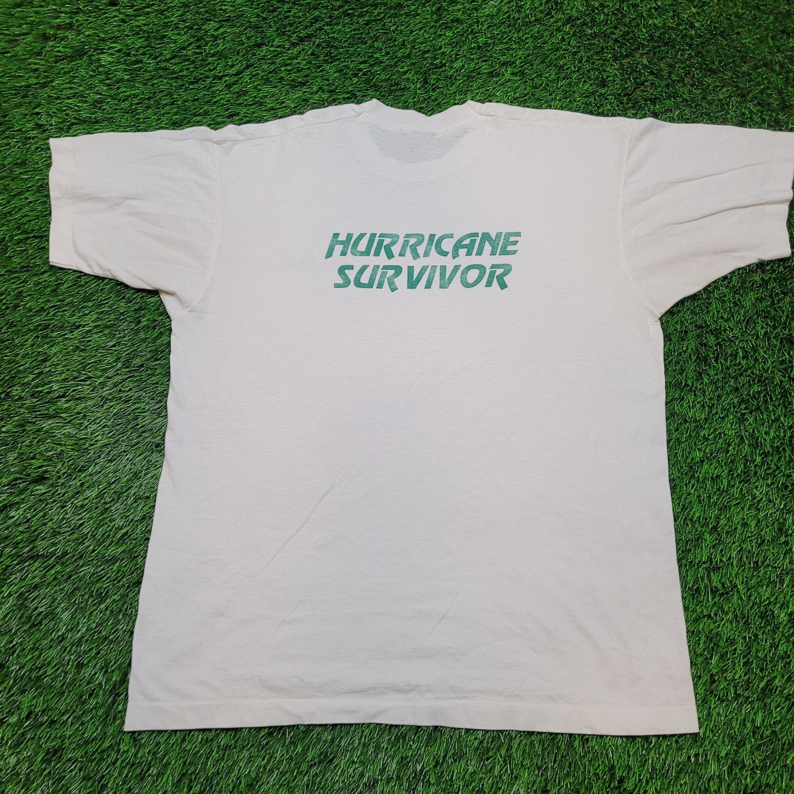 Fruit Of The Loom VTG 90s "Hurricane Survivor" Sage Software Promo T-Shirt L Size US L / EU 52-54 / 3 - 6 Thumbnail