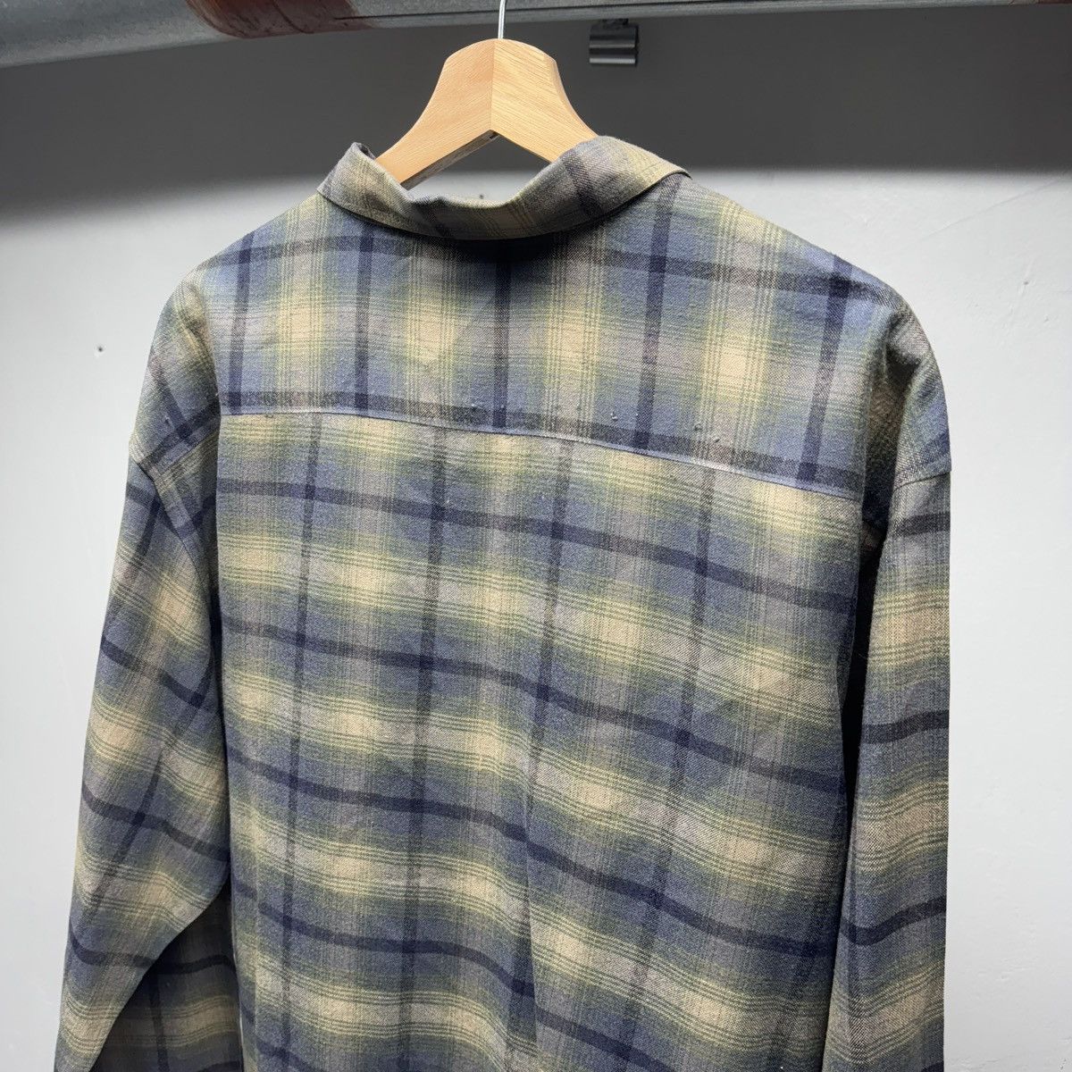 Vintage Thrashed Faded Distressed Plaid Flannel Shirt ERD Grunge Size US L / EU 52-54 / 3 - 6 Thumbnail