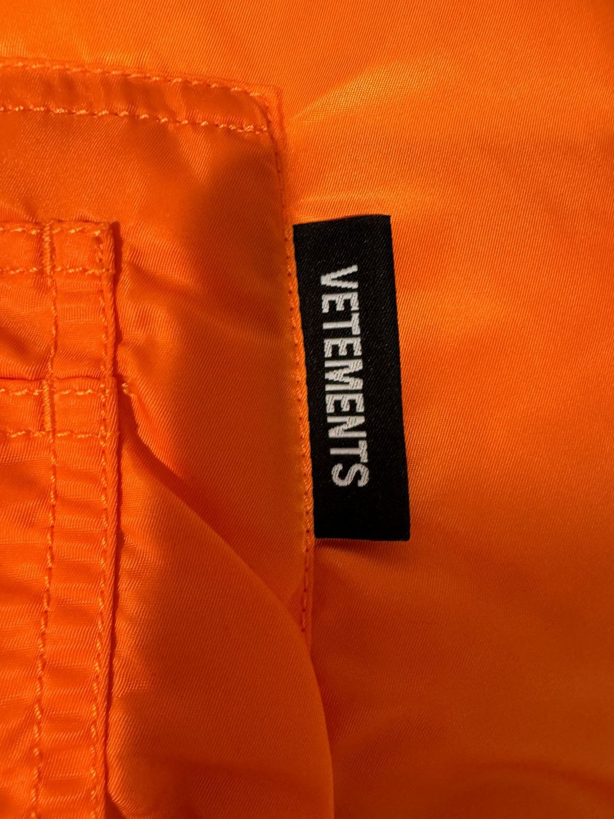 Alpha Industries × Vetements VETEMENTS X ALPHA INDUSTRIES DOUBLE ZIP BOMBER Size US L / EU 52-54 / 3 - 8 Thumbnail