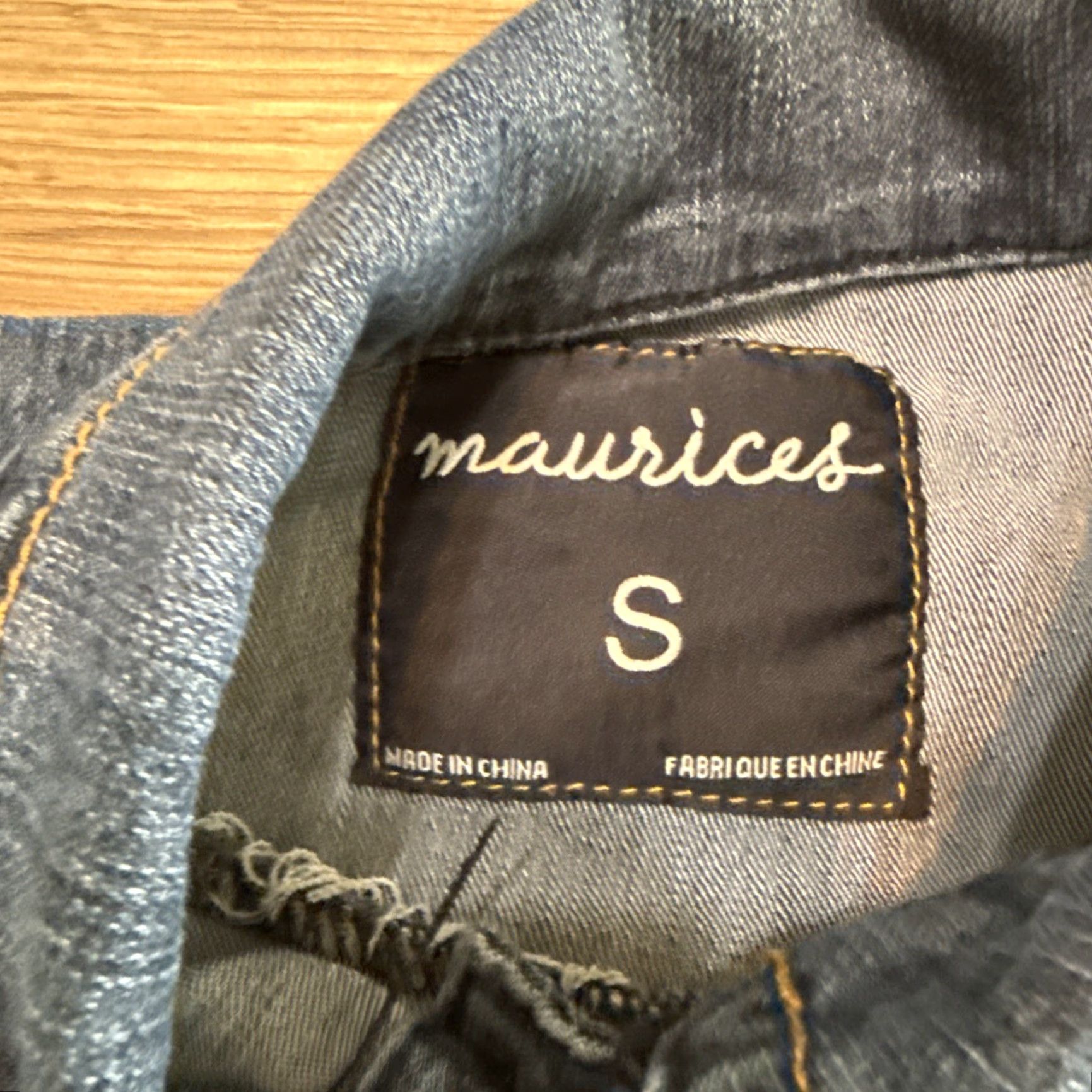 Vintage VINTAGE Maurices Women's Small Denim Jean Vest Sleeveless Casual Spring Summer Fall Winter Blue 90s Americana Size 28" / US 6 / IT 42 - 2 Thumbnail