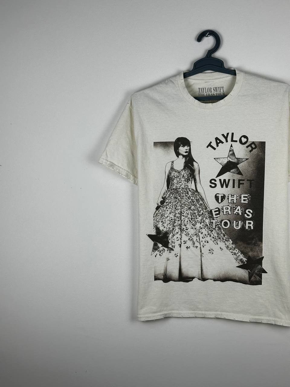 Band Tees × Rap Tees × Vintage 🔥RARE🔥 Taylor Swift tshirt boot the eras tour tee Size US S / EU 44-46 / 1 - 2 Thumbnail