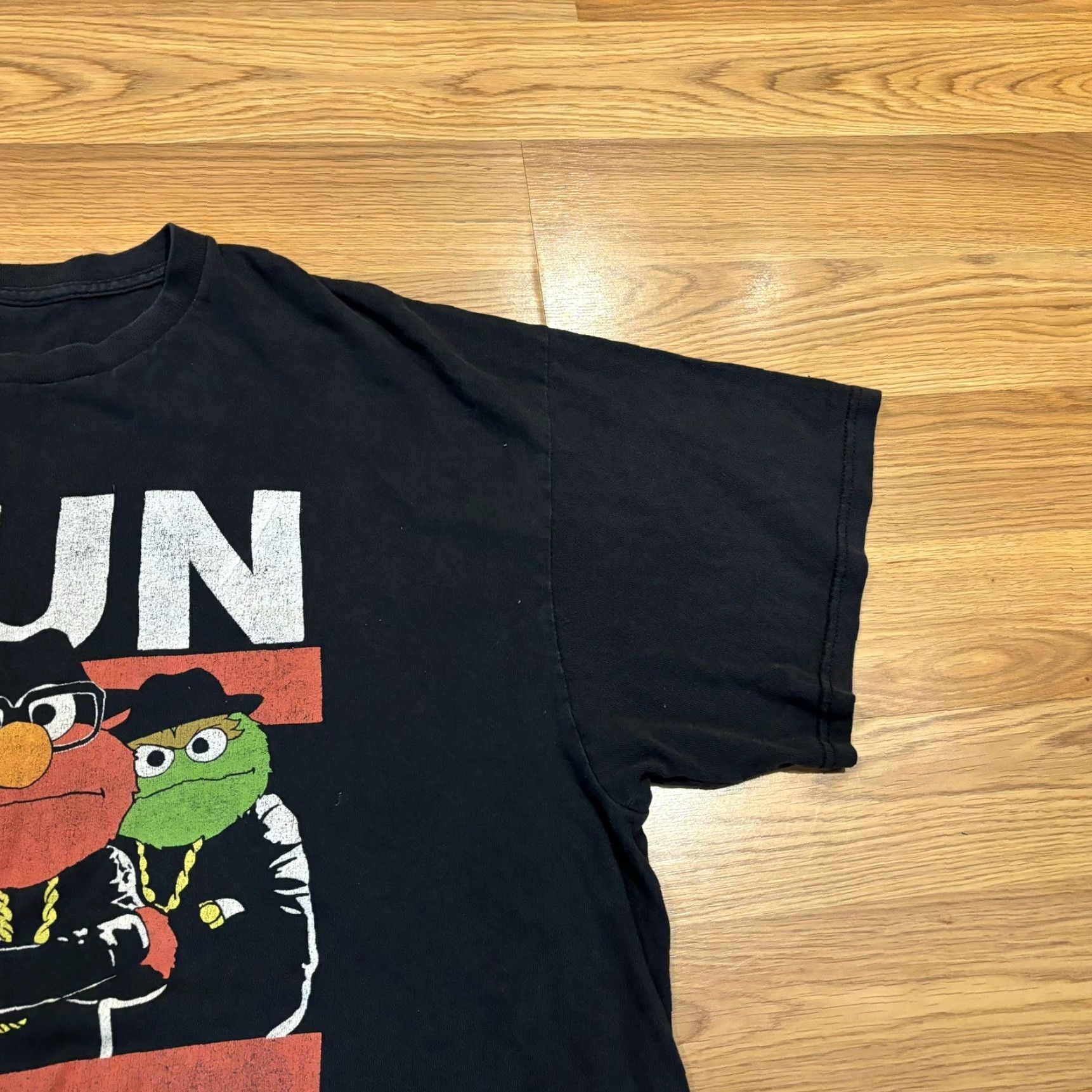 Vintage VINTAGE Sesame Street Black T-Shirt Men’s XL Short Sleeve Cookie Monster 90s Cartoon Size US XL / EU 56 / 4 - 6 Thumbnail