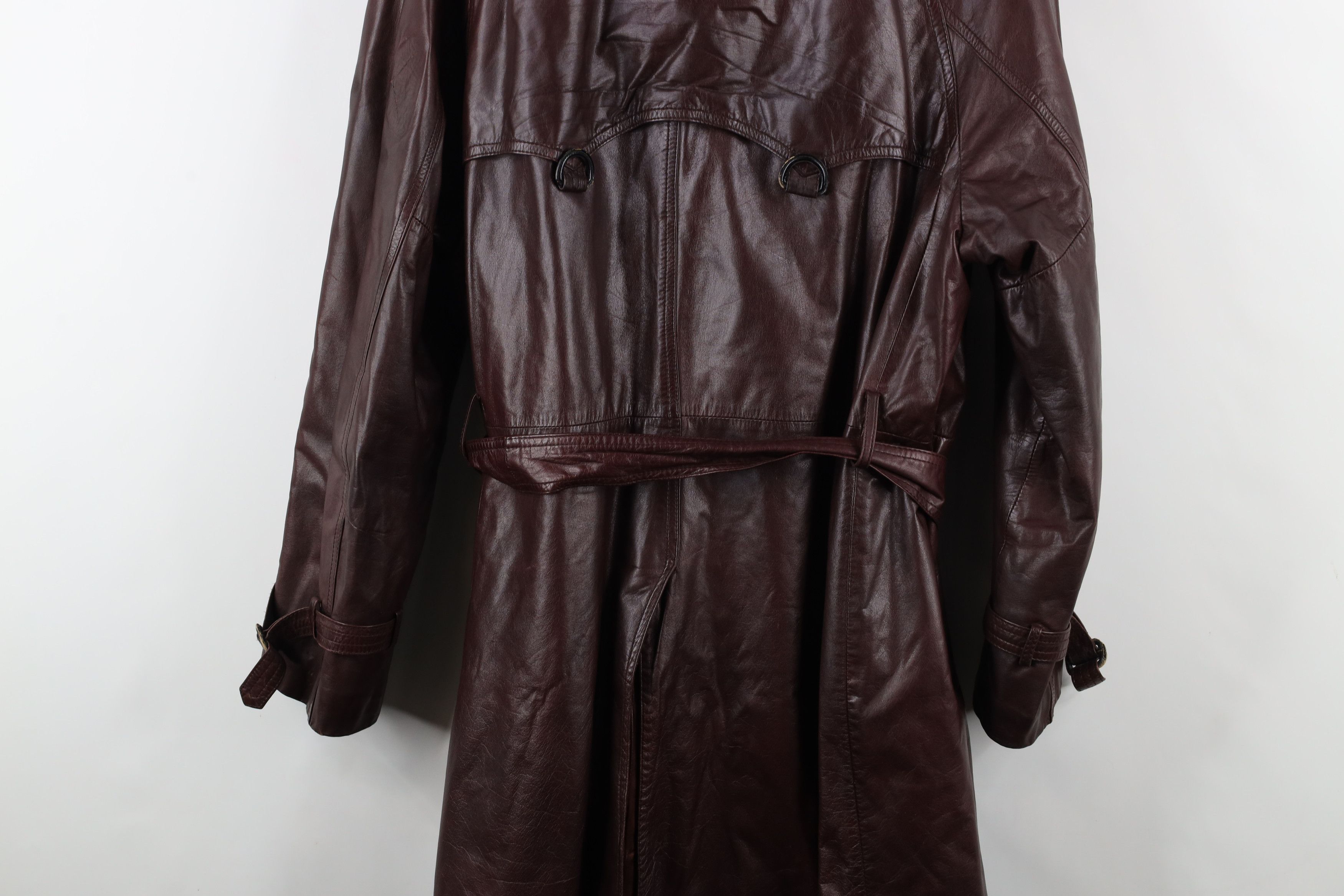 Vintage Vintage 70s Streetwear Belted Trench Coat Oxblood Red Size US XXL / EU 58 / 5 - 17 Thumbnail
