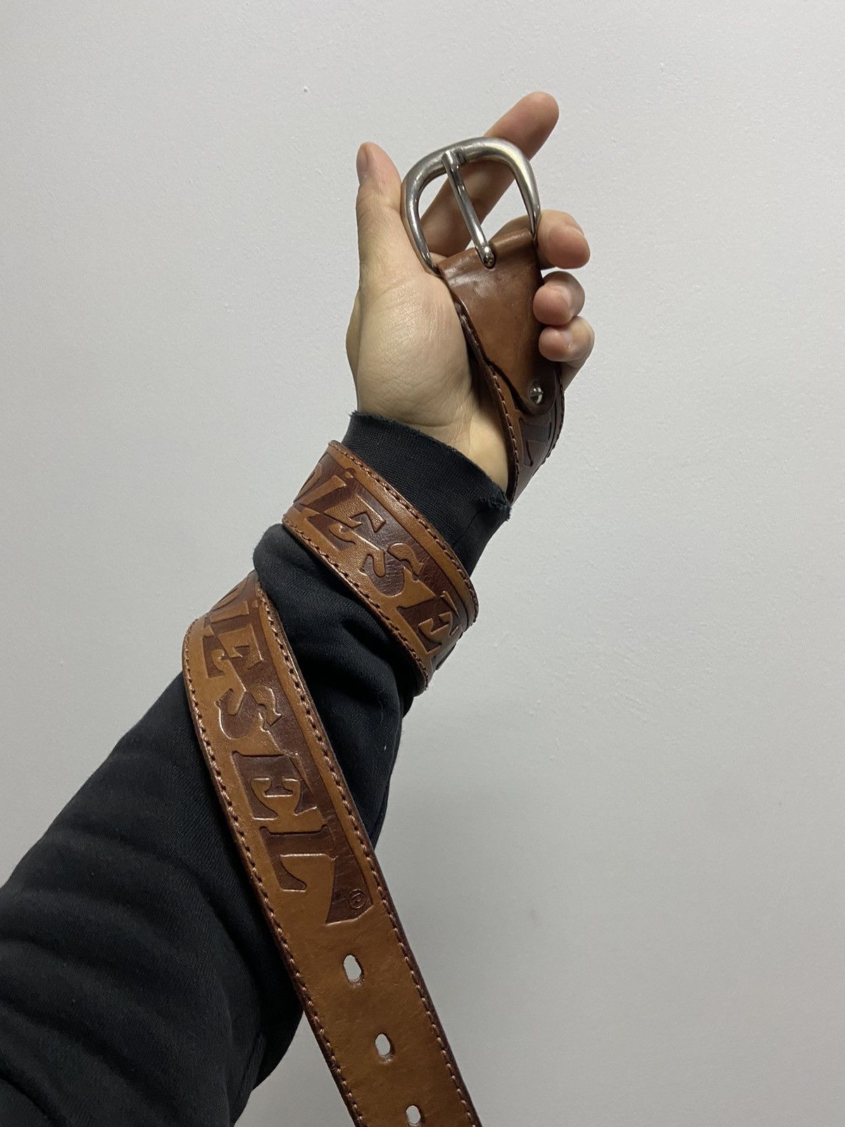 Diesel × Vintage Diesel Belt Vintage big letters logo Italy cow leather Size ONE SIZE - 1 Thumbnail