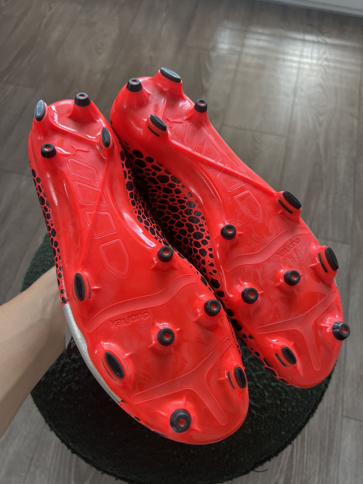 Puma Puma EvoPower 4 X Oliver Giroud Black/Red New Football Boots Size US 10.5 / EU 43-44 - 16 Thumbnail
