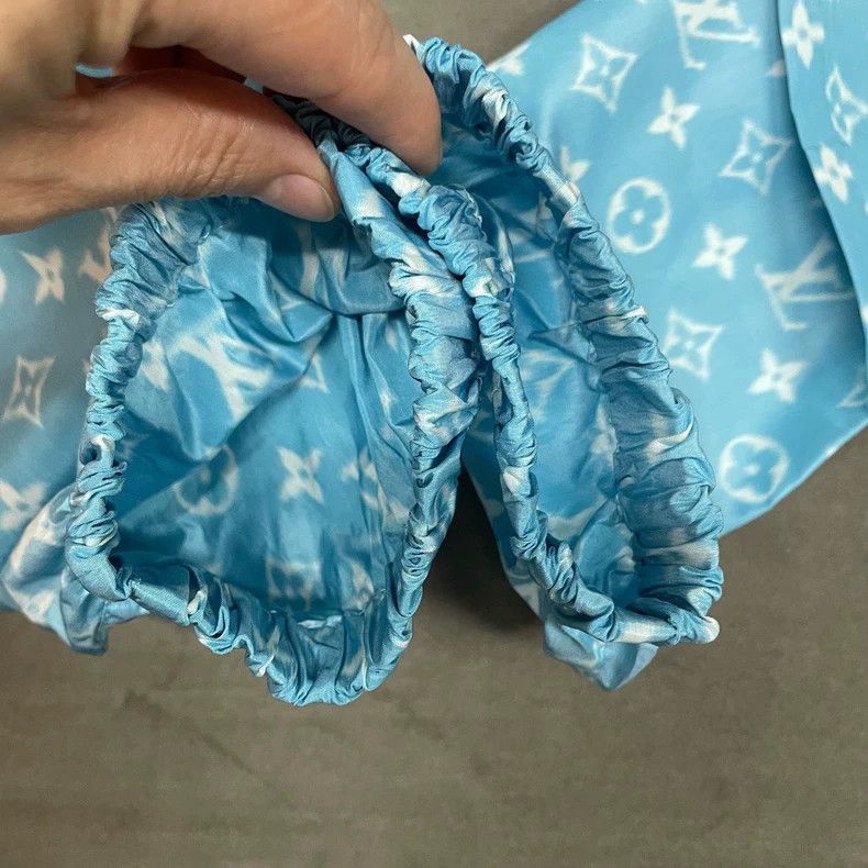 Louis Vuitton Louis Vuitton Blue jogging pants with full logo pants Size US 36 / EU 52 - 4 Thumbnail