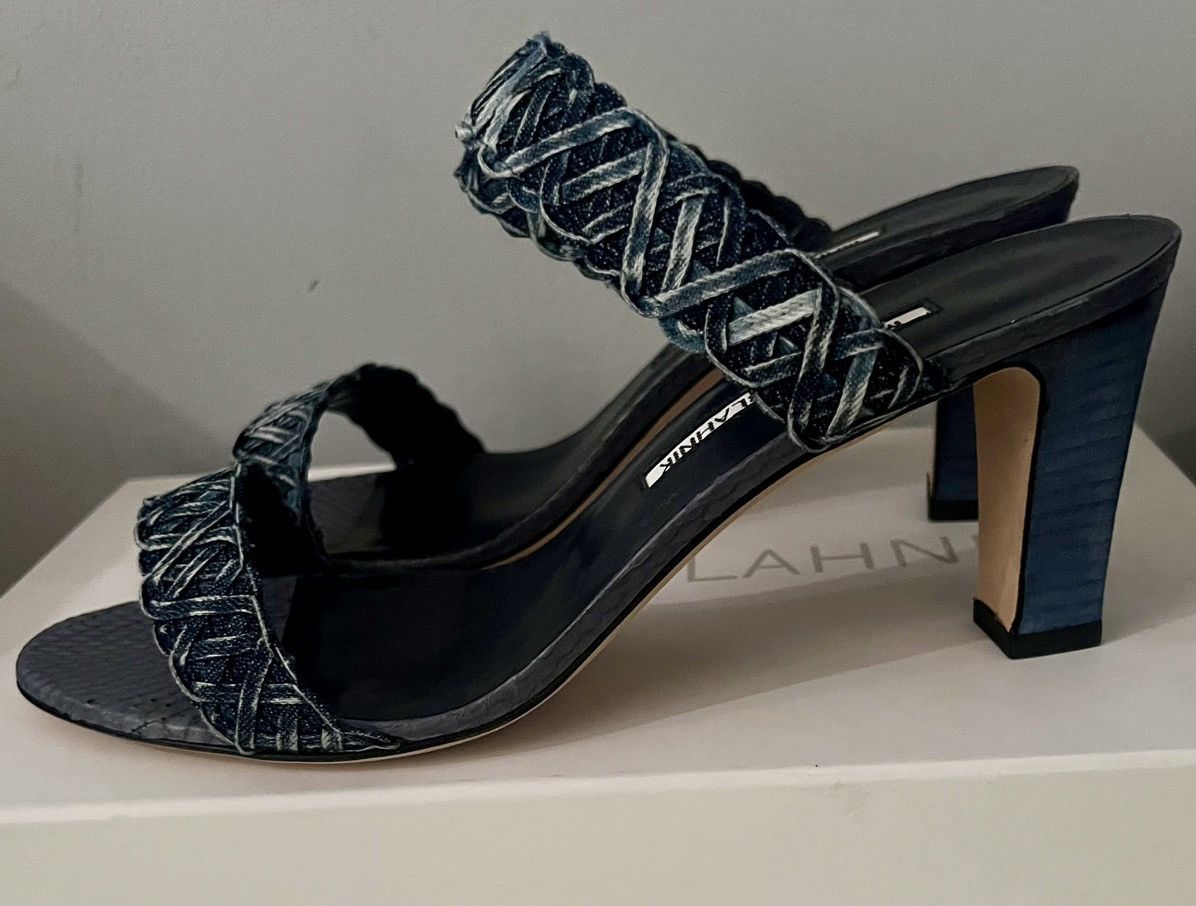 Manolo Blahnik Authentic Manolo Blahnik Geras denim jeans sandals Italy Size US 7.5 / IT 37.5 - 4 Thumbnail