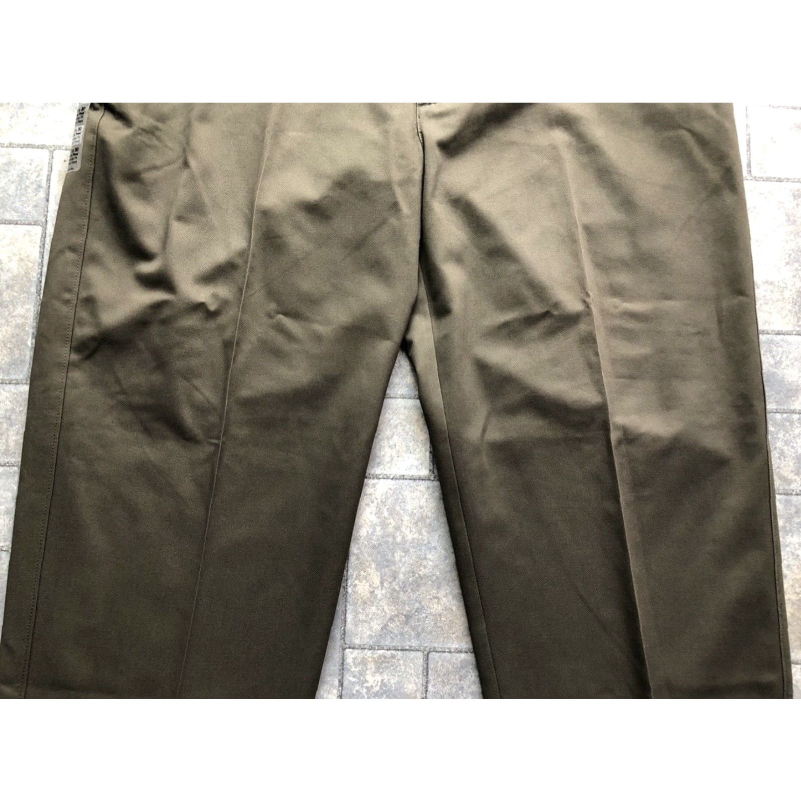 Vintage St. John’s Bay Pants 42x30 Green Classic Fit Plain Front Worry Free Pant Mens Size US 42 / EU 58 - 3 Thumbnail