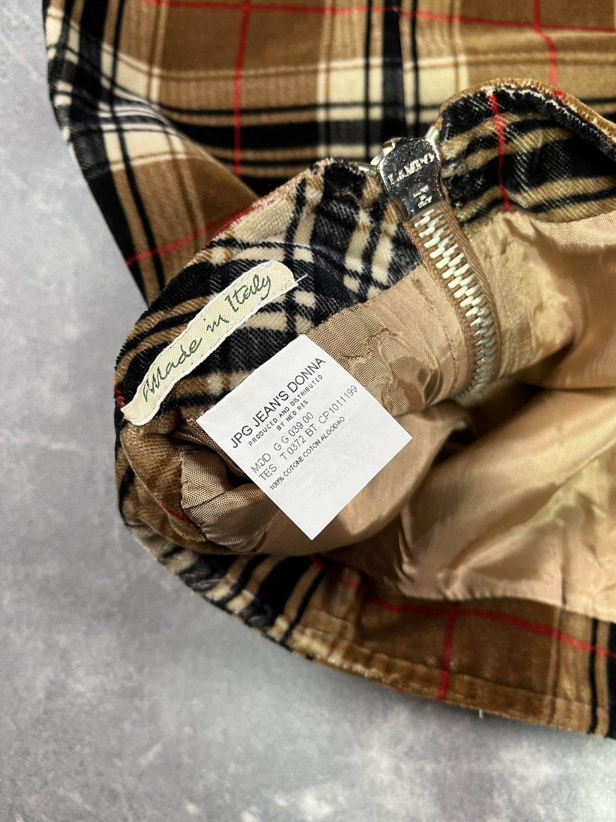 Jean Paul Gaultier 00s Jean Paul Gaultier Double Zipper Checkered Velvet Skirt Size 28" / US 6 / IT 42 - 7 Thumbnail