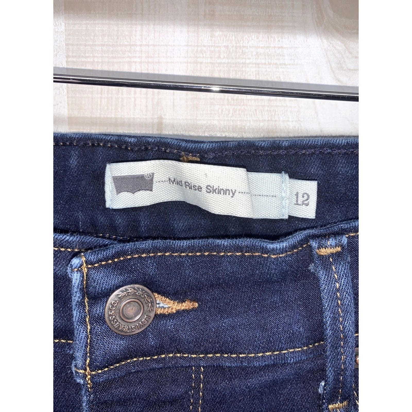 Levi's Levi’s Jeans Mid Rise Skinny Dark Wash Denim Womens Sz 12 31in Inseam 5-Pocket Design Regular Size Type Jeans Womens Size 34" / US 12 / IT 48 - 4 Thumbnail