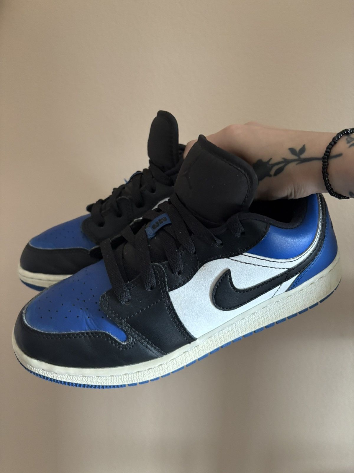Jordan Brand Air Jordan 1 Low GS 'Royal Toe' Size US 6 / EU 39 - 6 Thumbnail