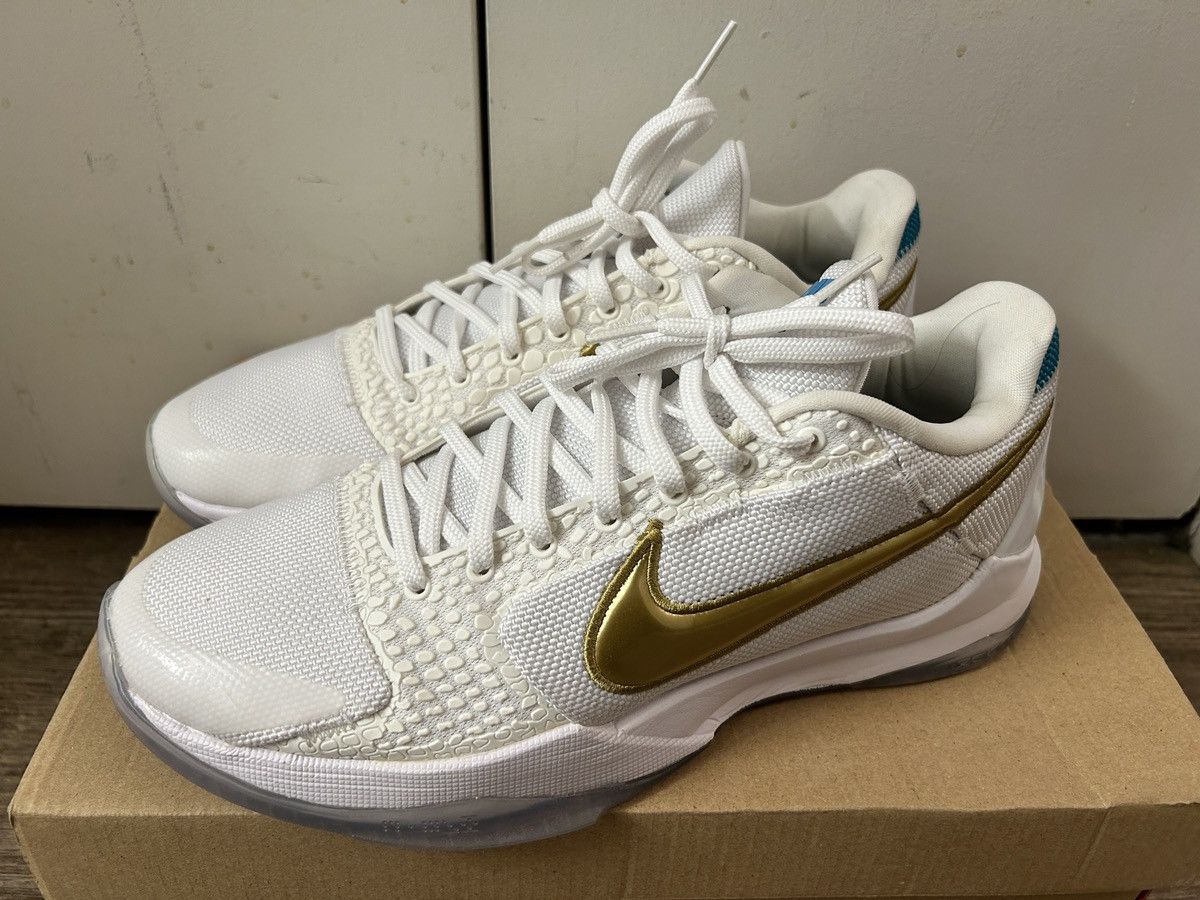 Nike × Undefeated Nike Kobe 5 Protro Undefeated What If White size US 10 Size US 10 / EU 43 - 2 Thumbnail