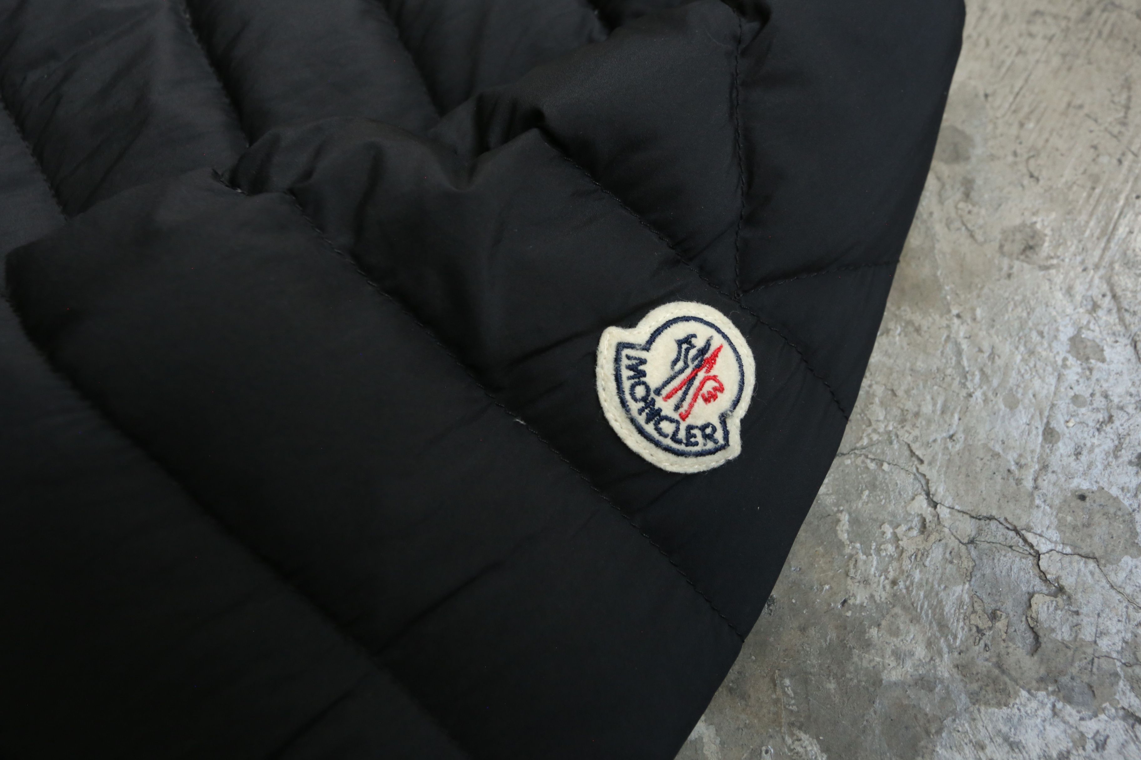 Moncler Moncler - S/S 19 - Dreux Giubbotto Size US S / EU 44-46 / 1 - 3 Thumbnail