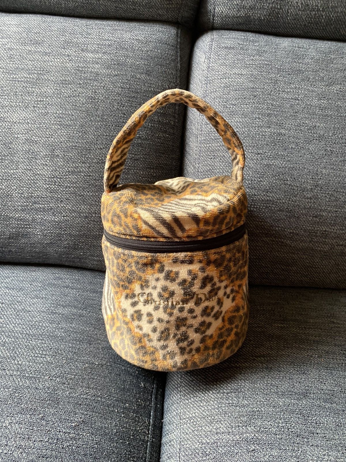 Dior Christian Dior CD Leopard Mini Vanity Bag. Size ONE SIZE - 12 Thumbnail
