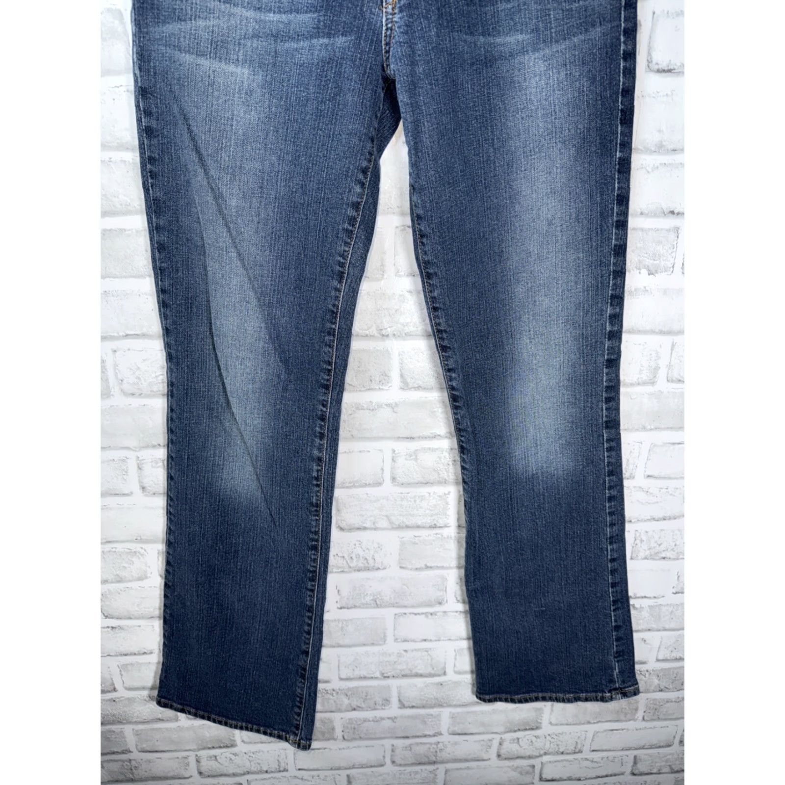 Lucky Brand VTG Lucky Brand Jeans Mid Rise Flare WOMENS 6 / 31” Inseam Denim Blue 90s Y2K City Hippie Retro Jeans Womens Size 28" / US 6 / IT 42 - 6 Thumbnail