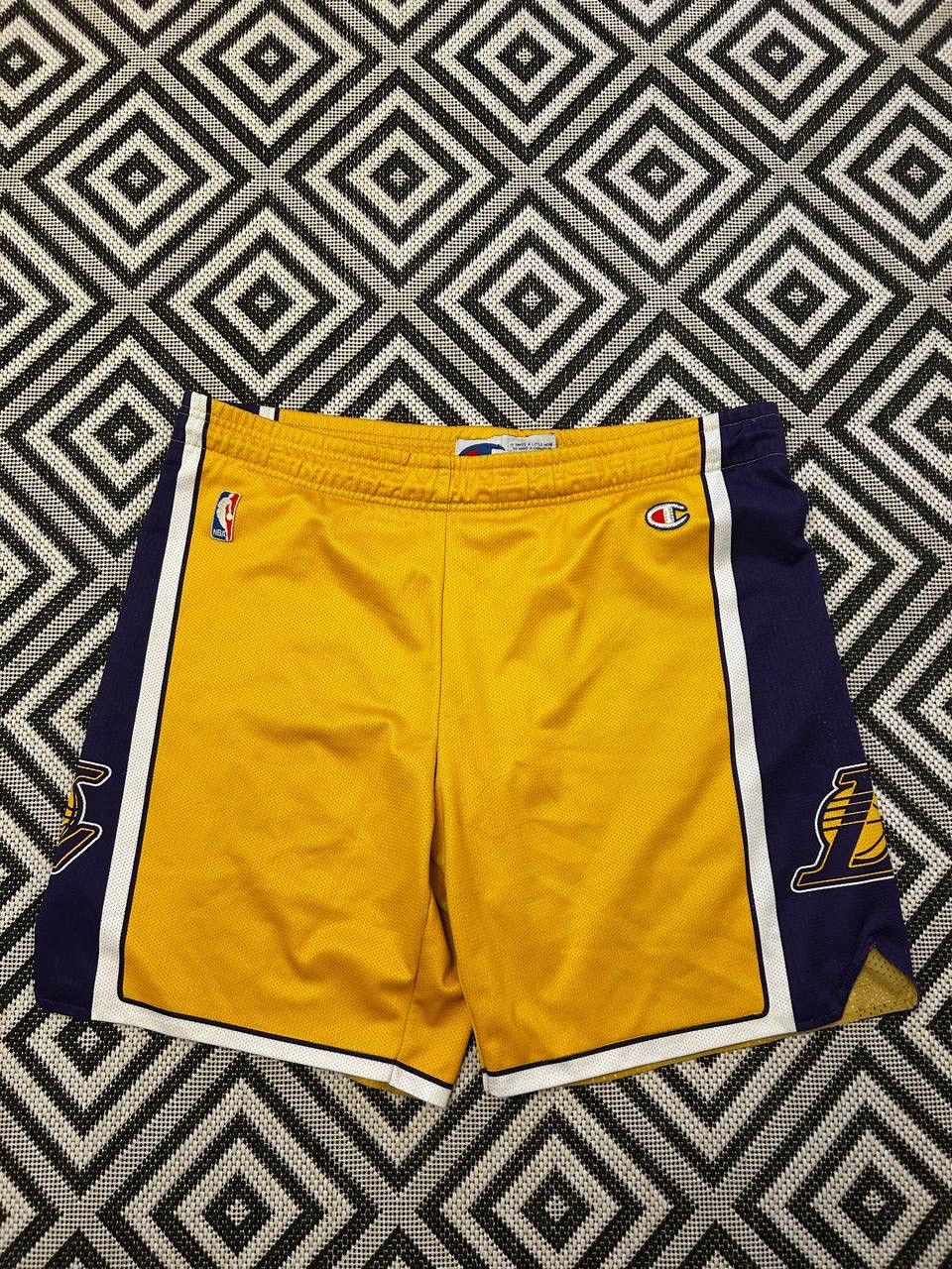 90's LA Lakers Mesh Basketball Shorts Champion NBA Vintage