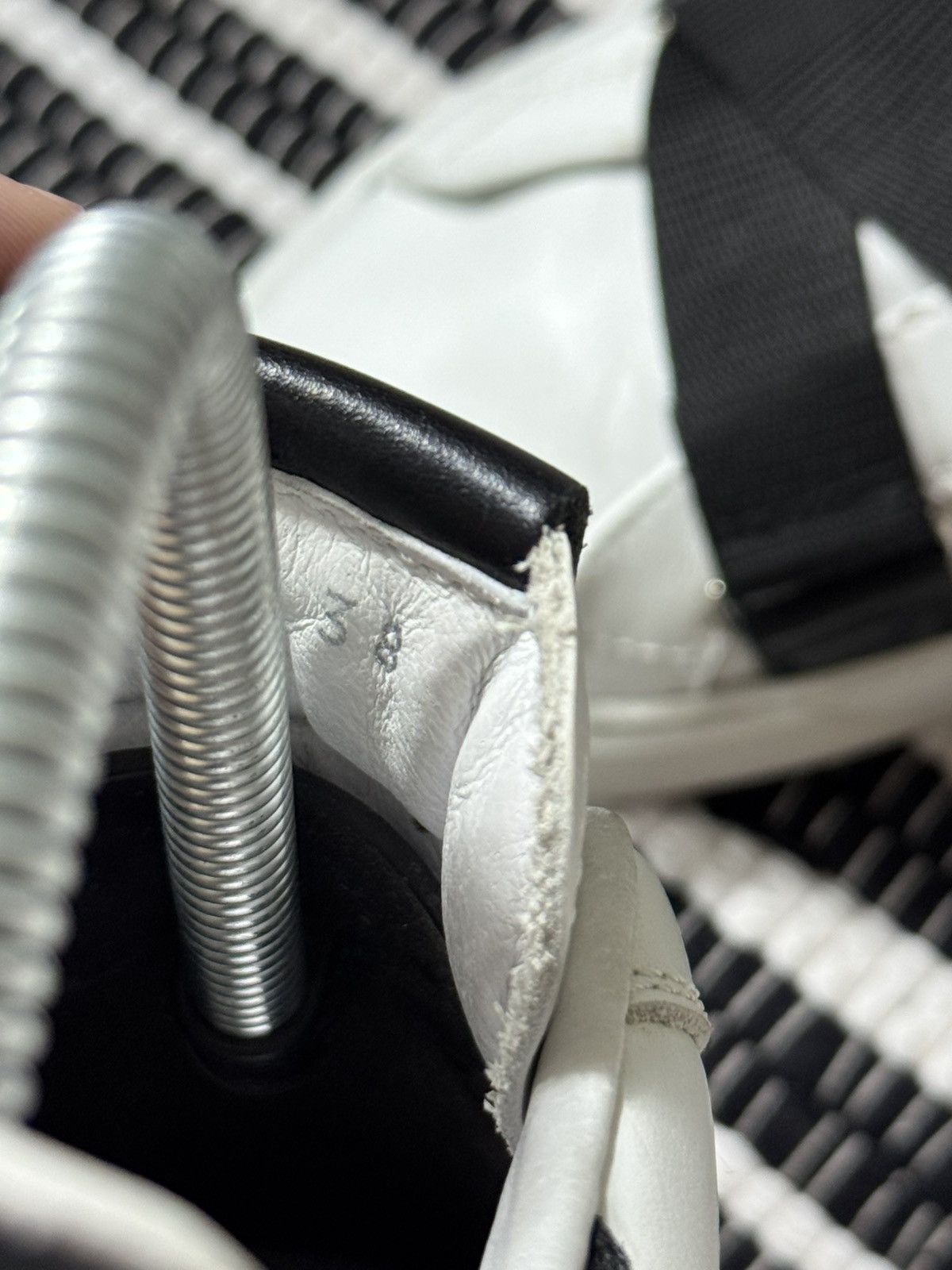 John Richmond LUXURY RICHMOND BUCKLE STRAP LOW TOP SNEAKERS WHITE/BLACK Size US 8 / IT 38 - 6 Thumbnail
