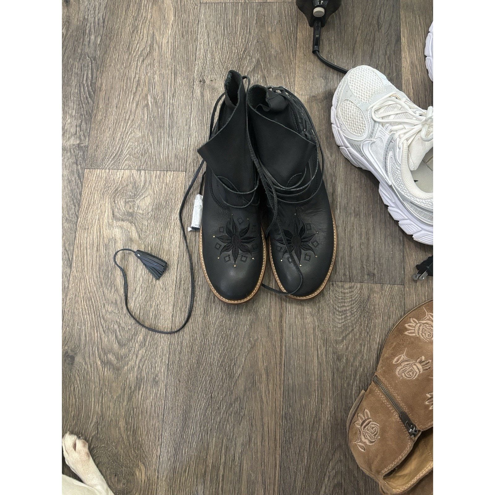 Anthropologie Musse And Cloud Black Embroidered Boot New Size 10 Size US 10 / IT 40 - 1 Thumbnail