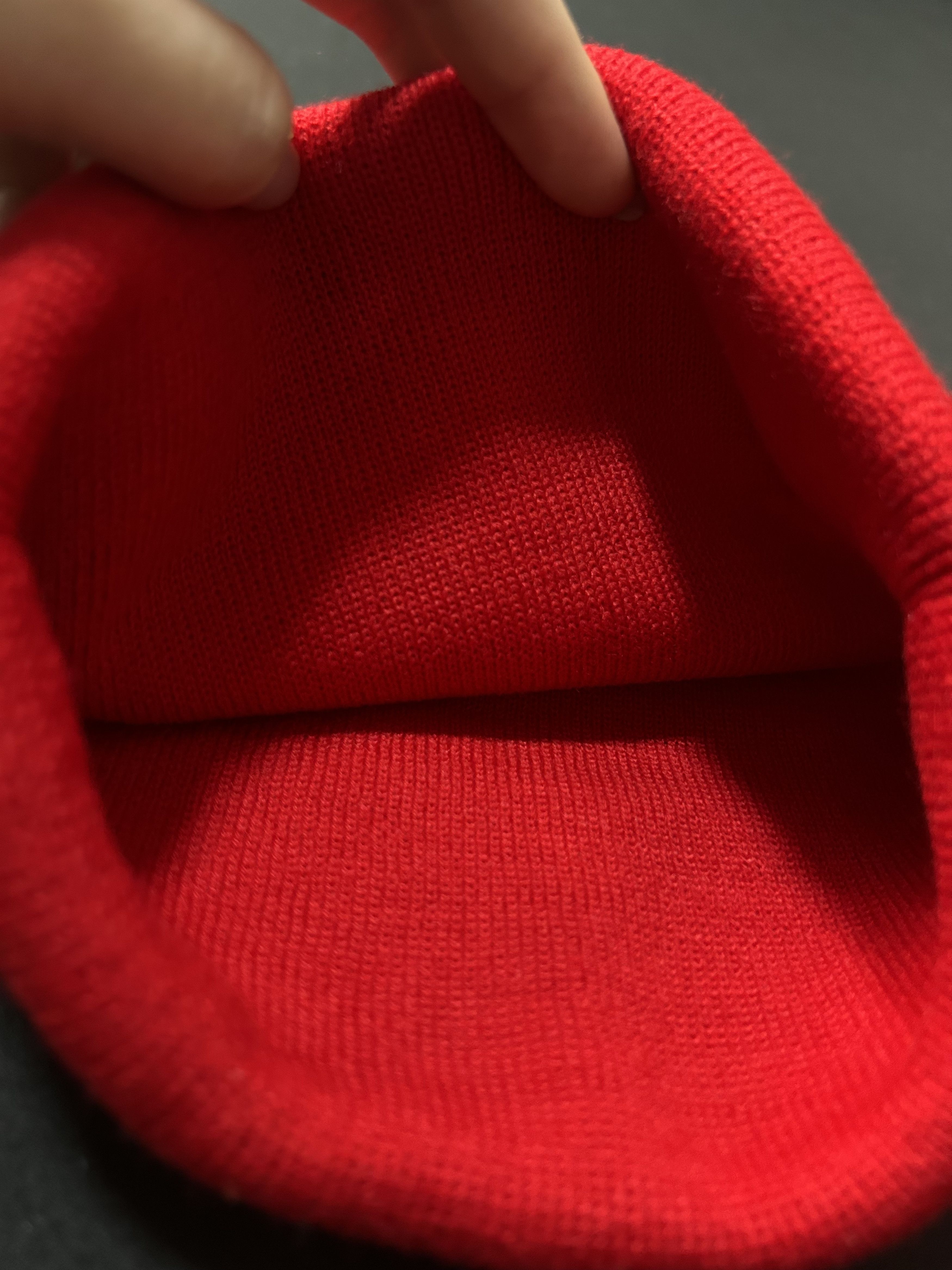 Hysteric Glamour × Supreme Deadstock FW17 Supreme Hysteric Glamour Red Beanie OS Size ONE SIZE - 5 Thumbnail