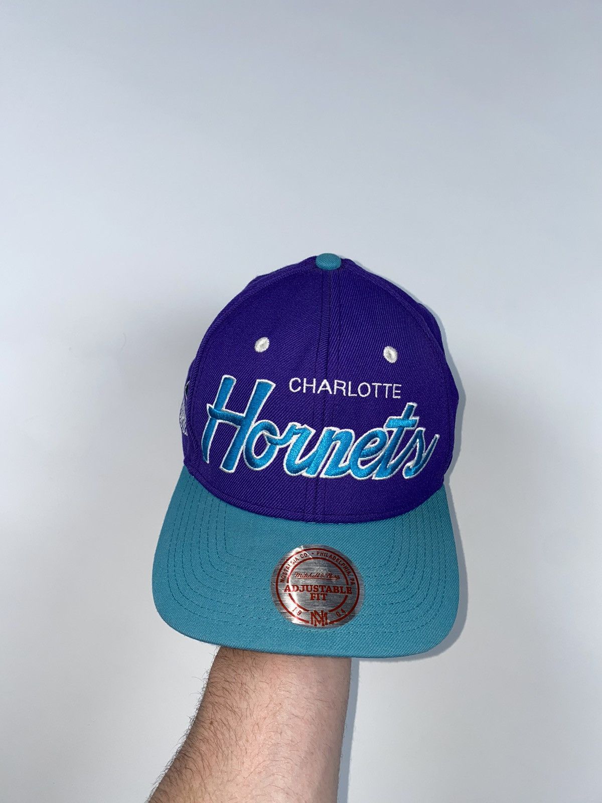 Mitchell & Ness 🚨 HORNETS CHARLOTTE MITCHELL & NESS vintage cap hat one size Size ONE SIZE - 3 Thumbnail