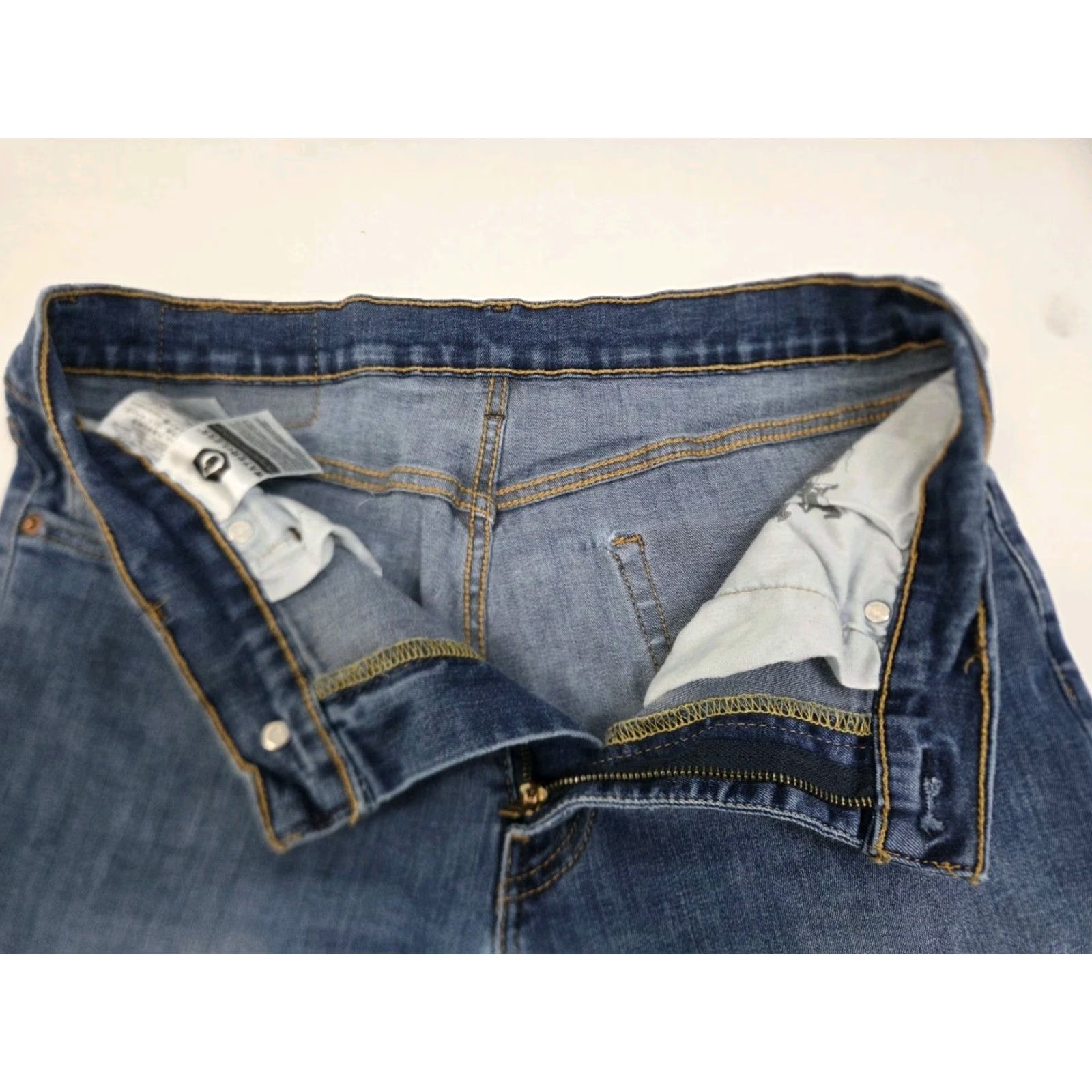 Levi's VINTAGE Levi's 511 Jeans Slim Blue 33-32 Mens Regular Denim Cotton/Polyester/Spandex 5-Pocket Size US 33 - 4 Thumbnail
